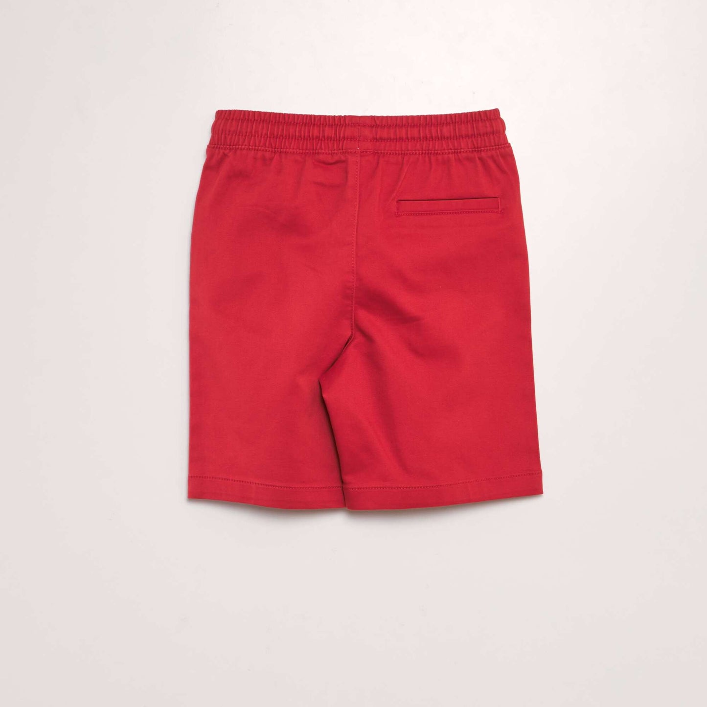 Bermuda shorts with elasticated waist RED