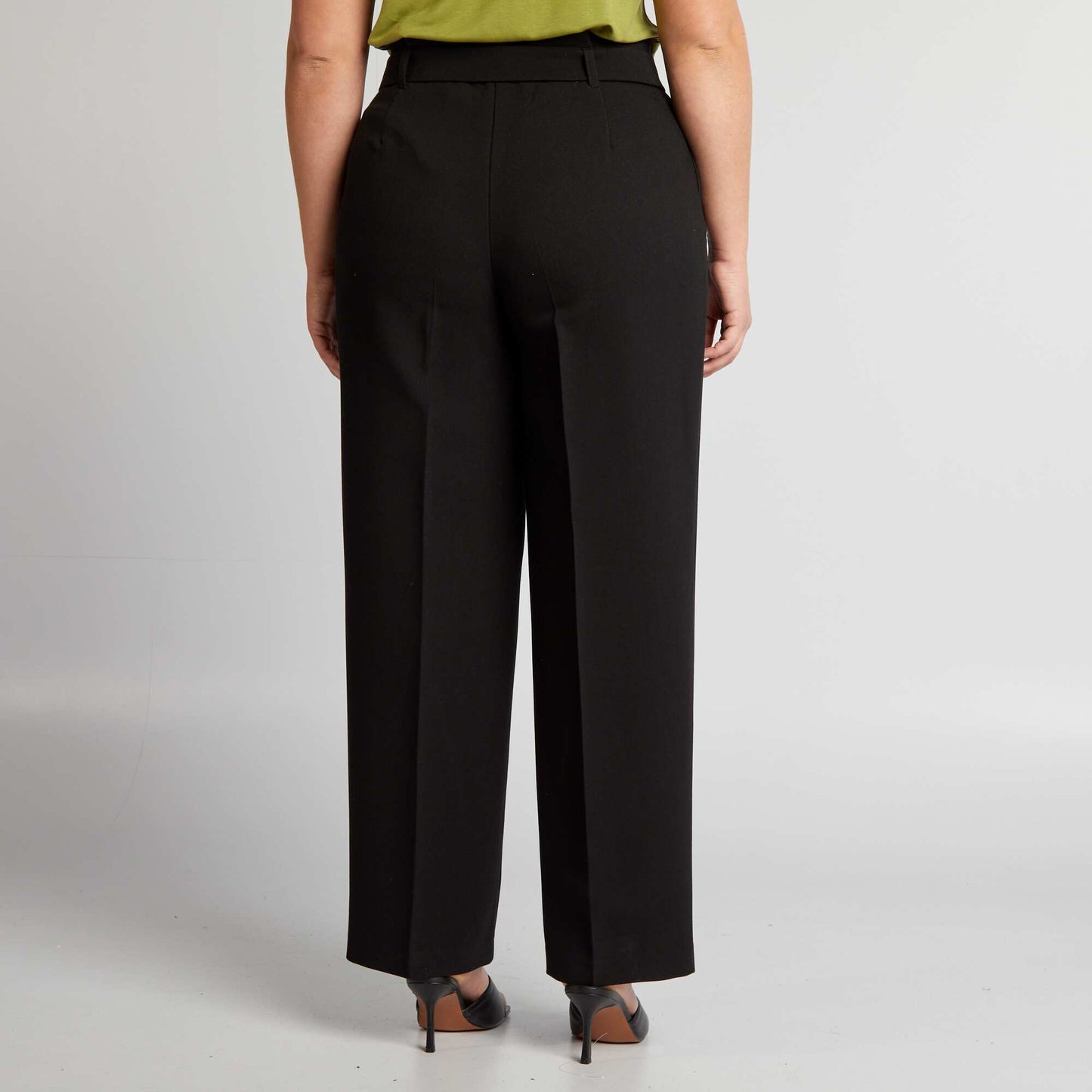 Straight-leg trousers with belt black