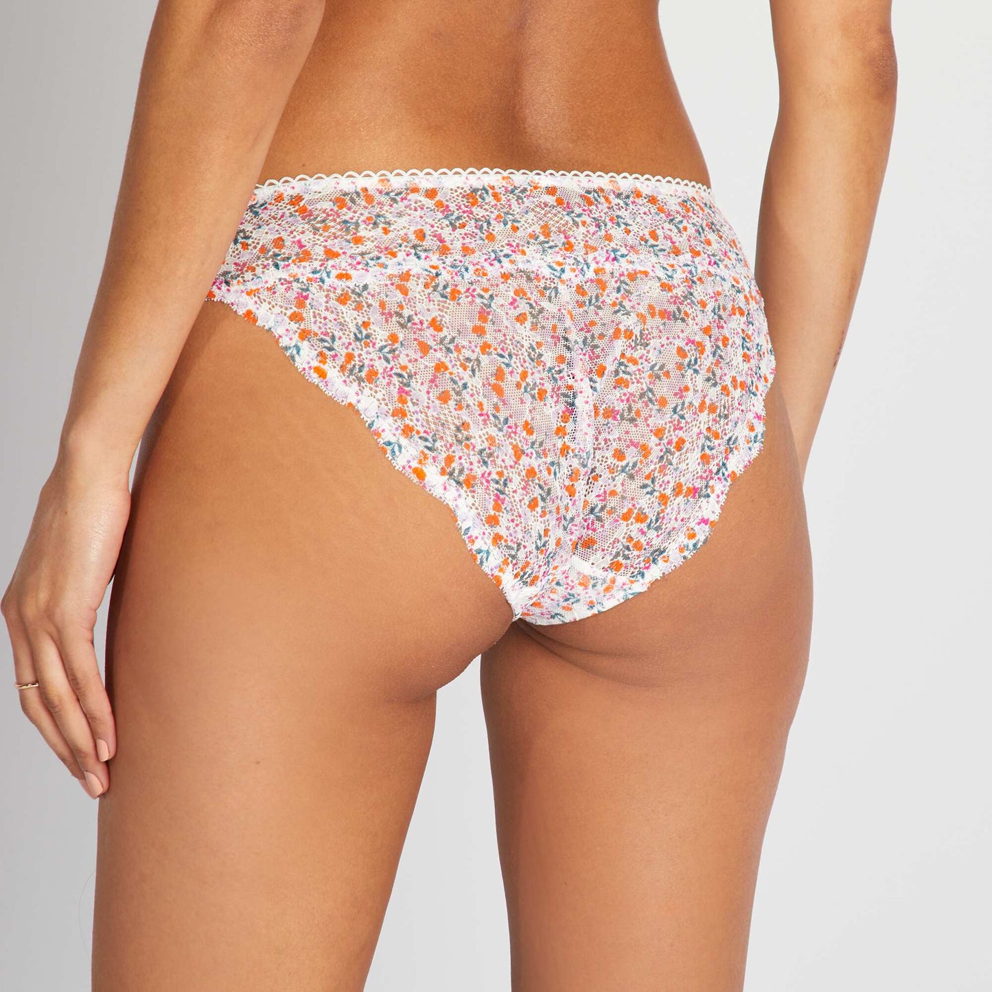 Floral lace briefs WHITE