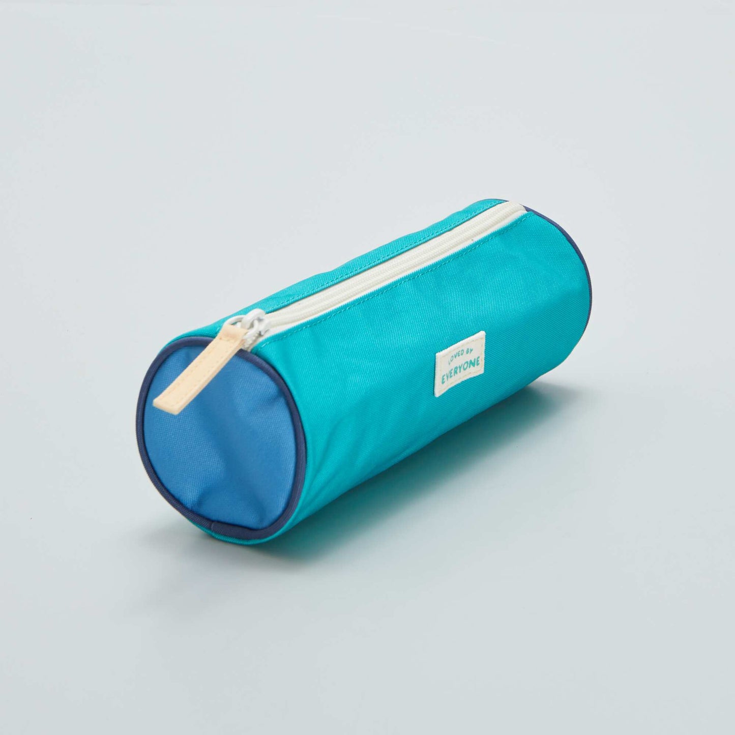 Round wash bag BLUE