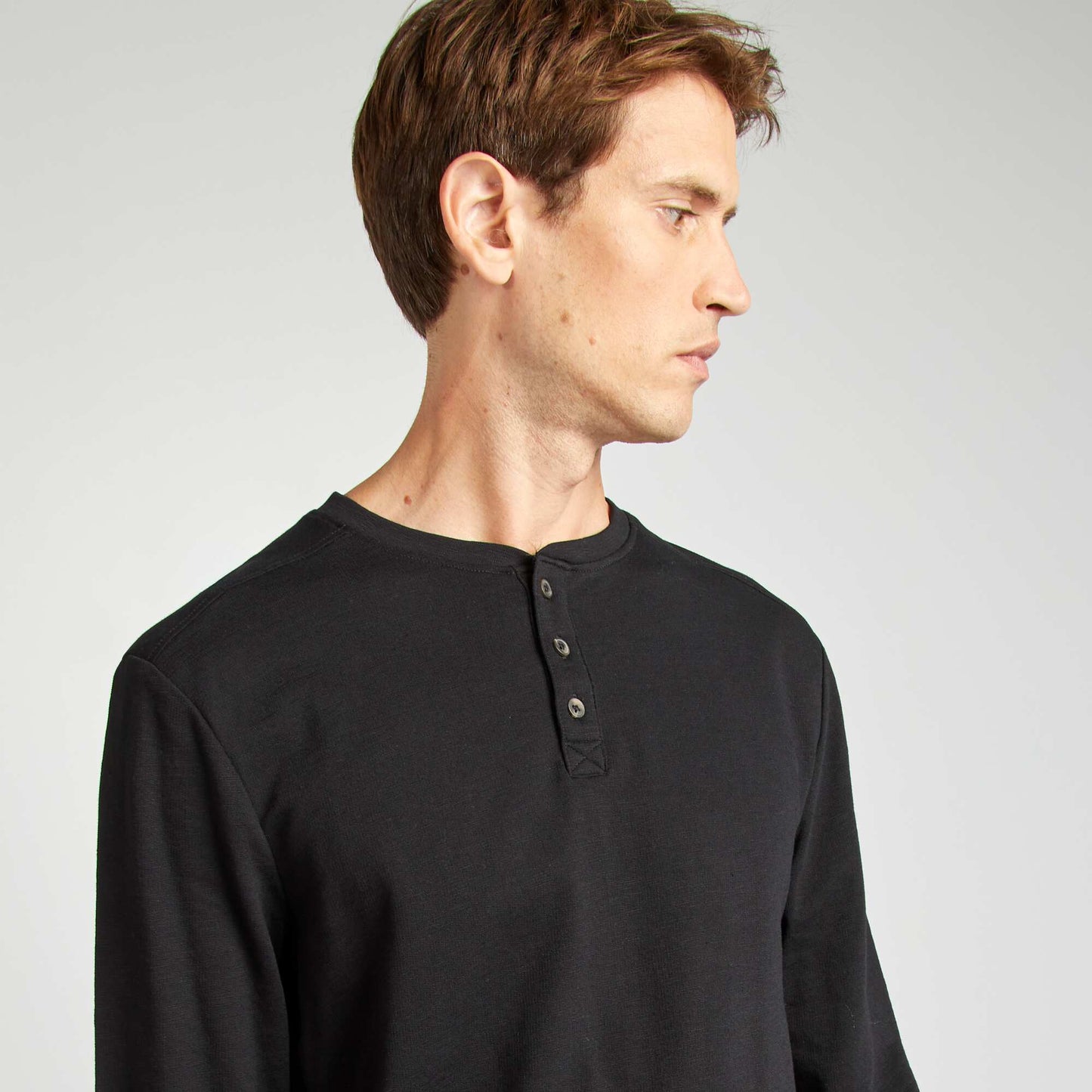 Henley collar T-shirt black