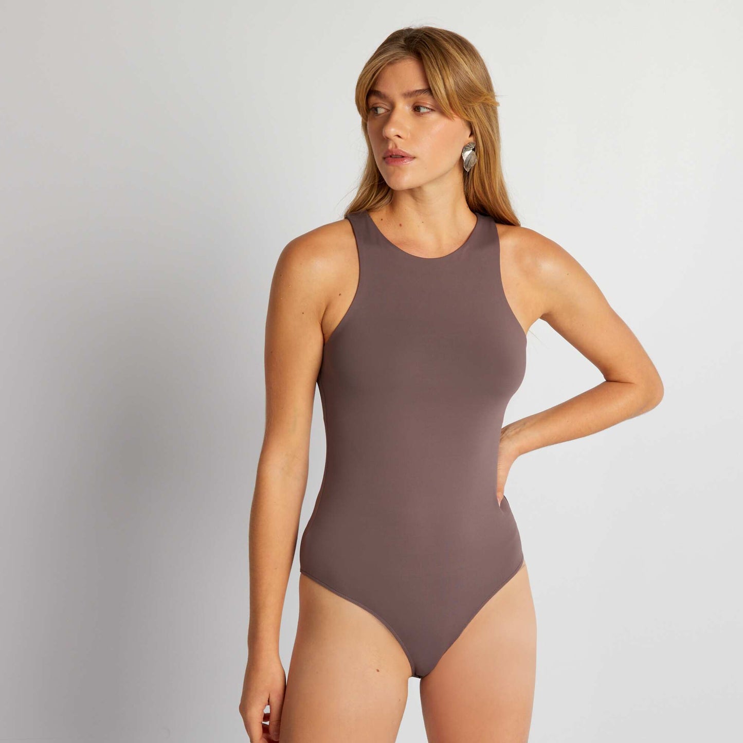 Plain stretch round neck bodysuit BROWN