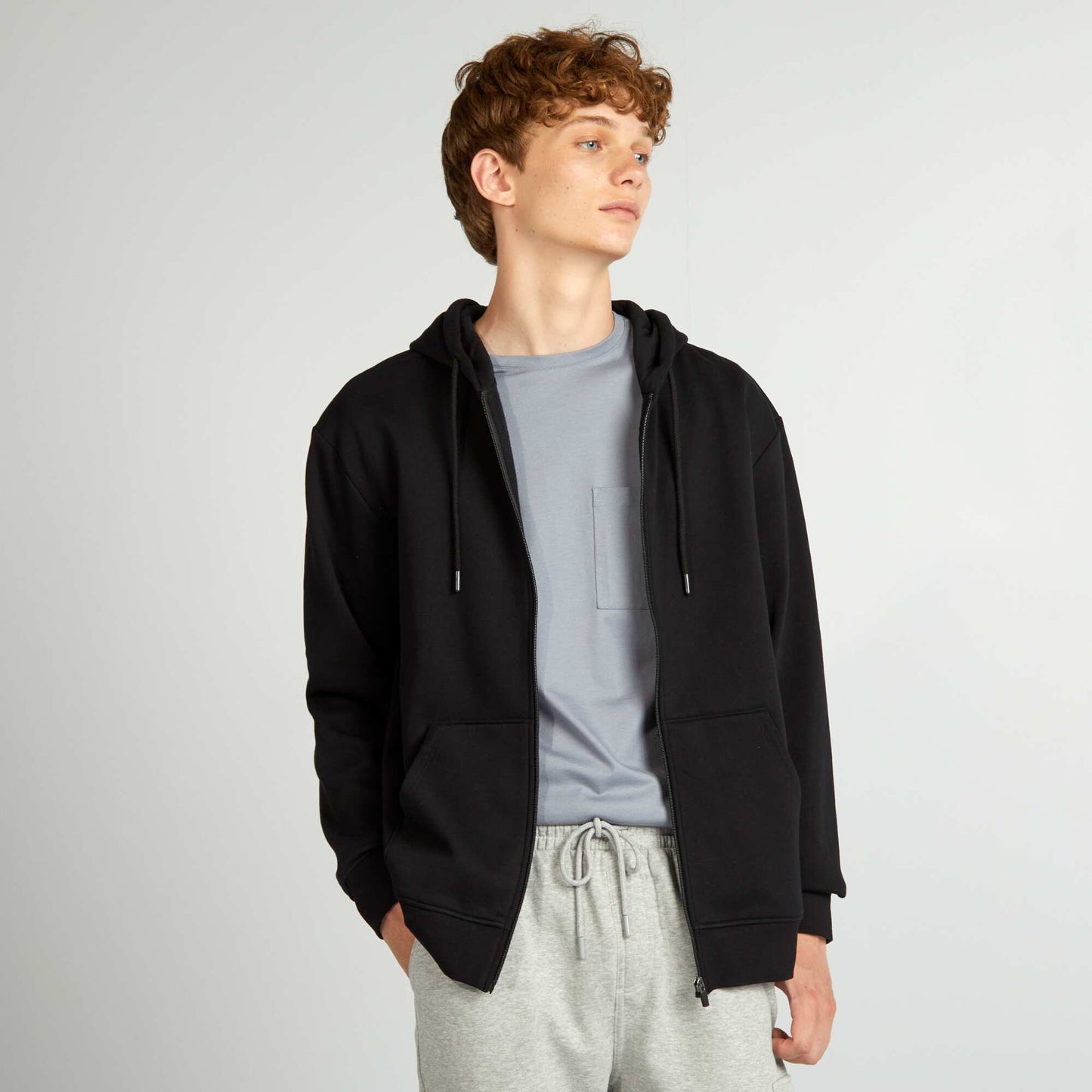 Zip-up hoodie BLACK