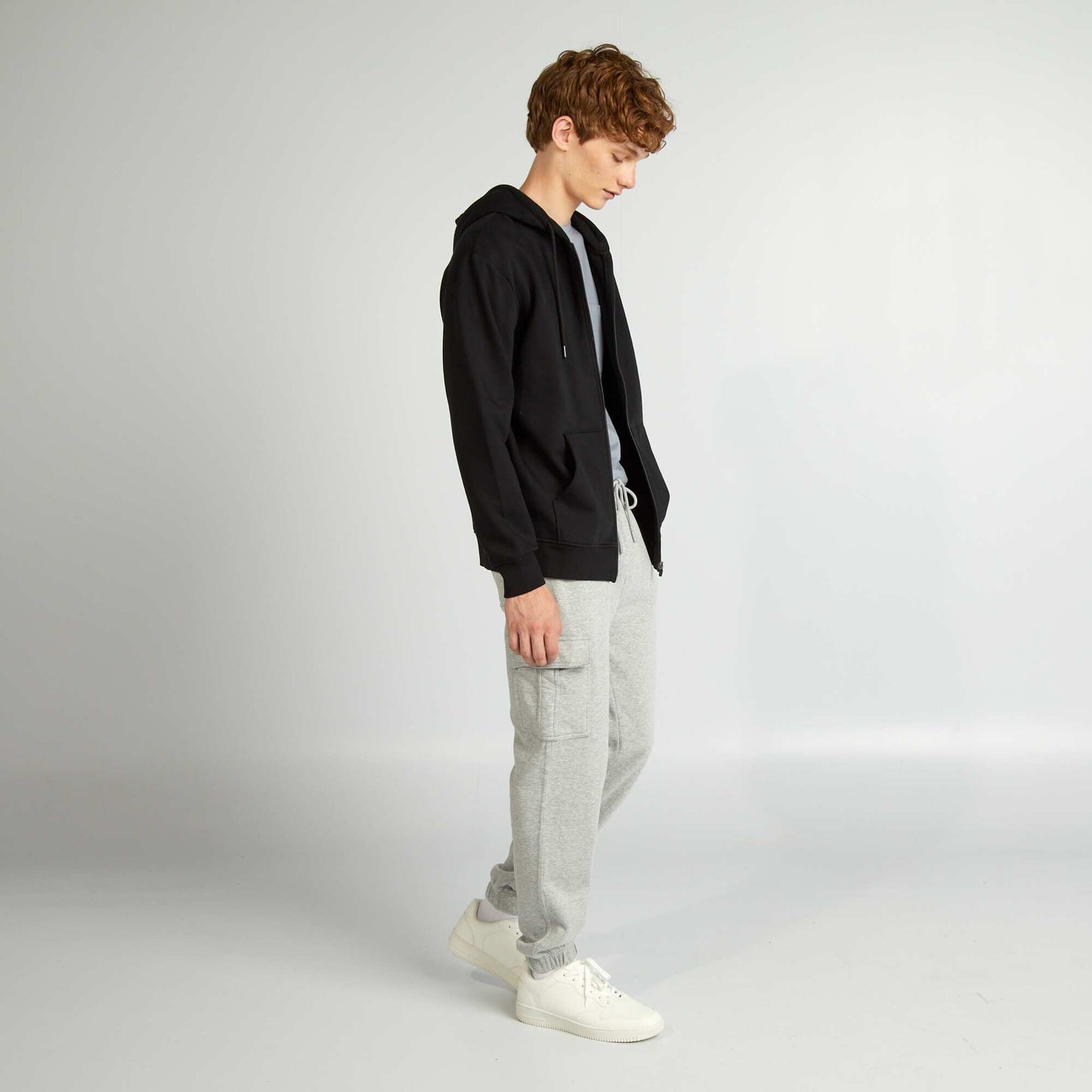 Zip-up hoodie BLACK