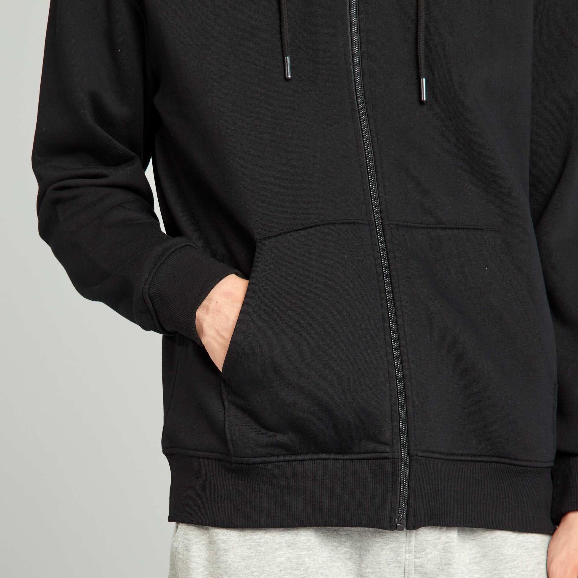 Zip-up hoodie BLACK