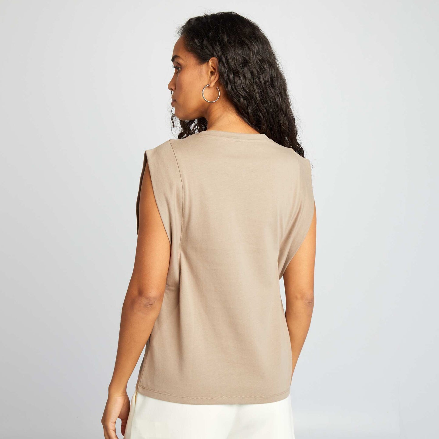 Sleeveless T-shirt BEIGE