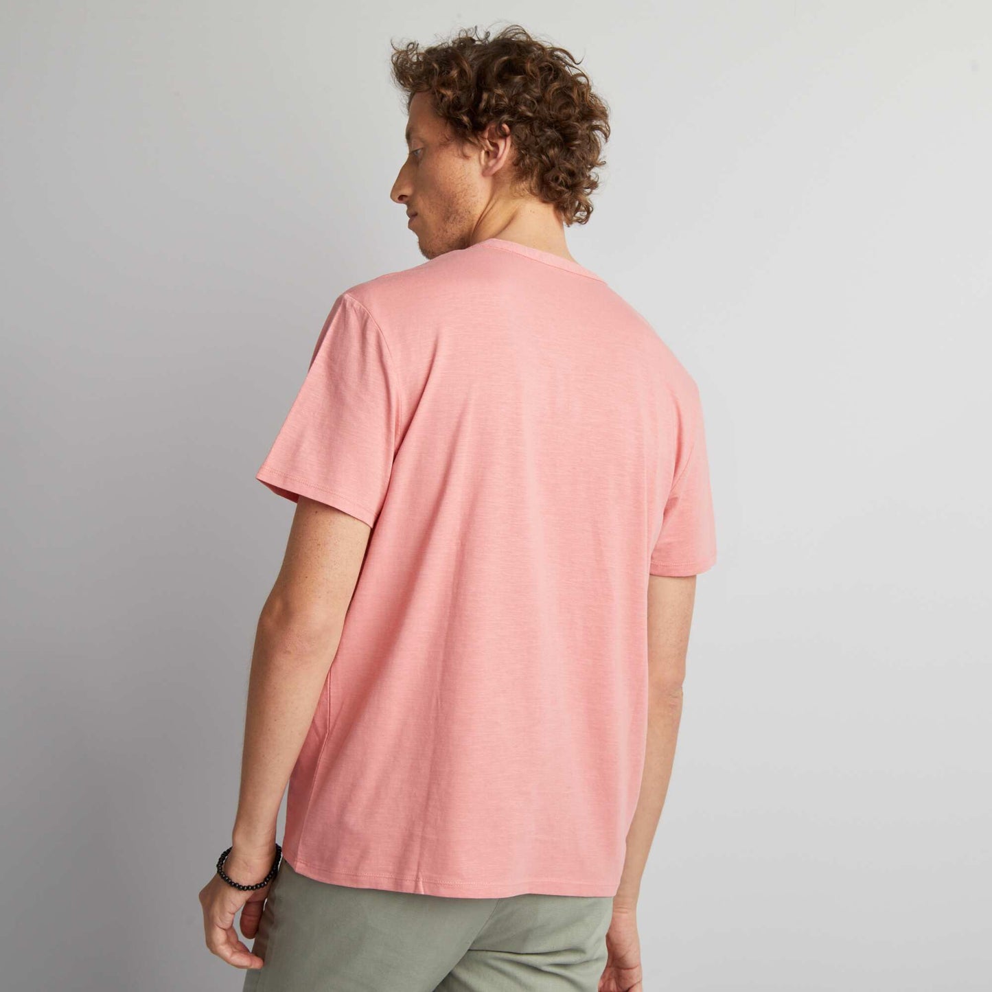 Plain T-shirt with grandad neckline pink