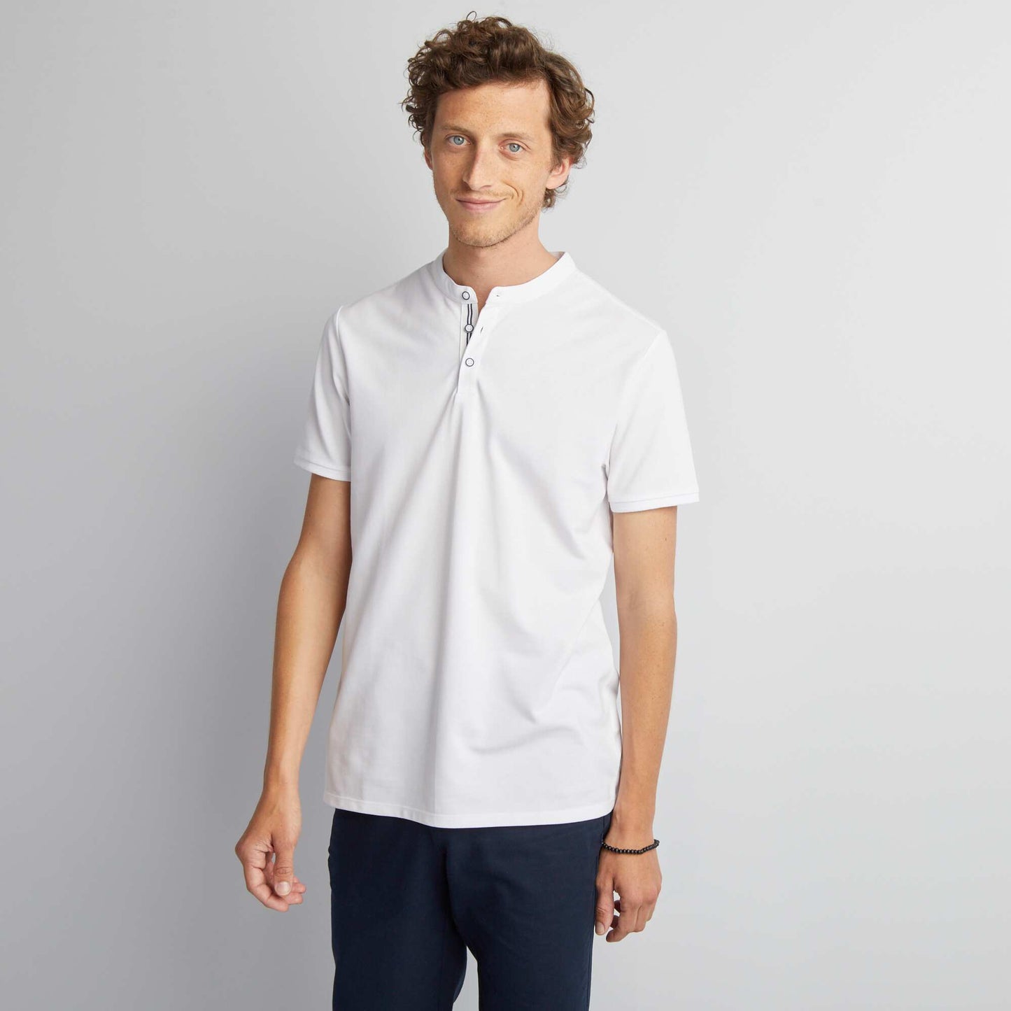 Polo shirt with henley collar white