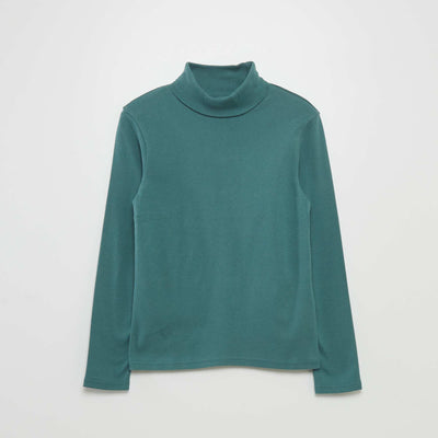 سترة داخلية سادة باللون الأخضر