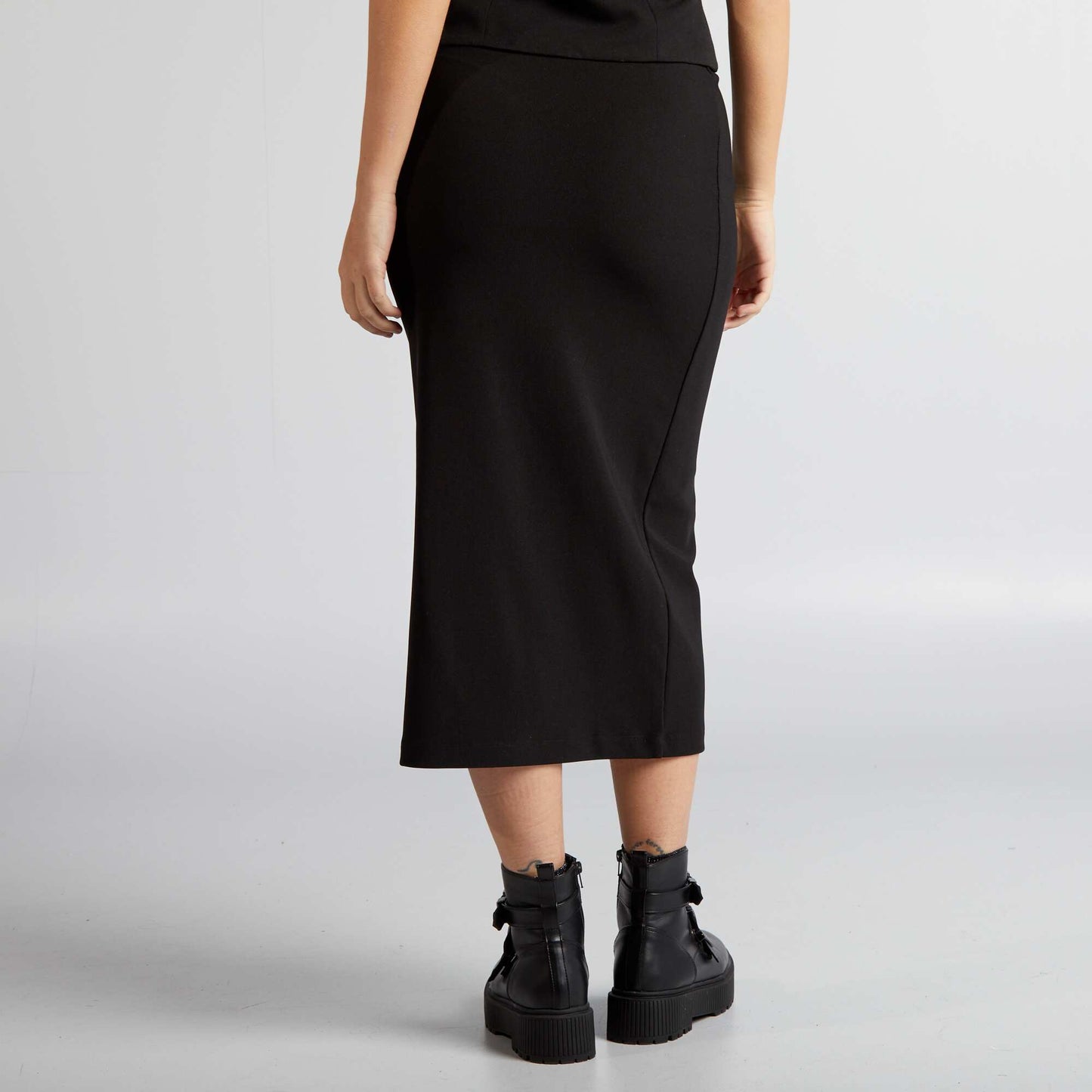 Midi skirt with slits black