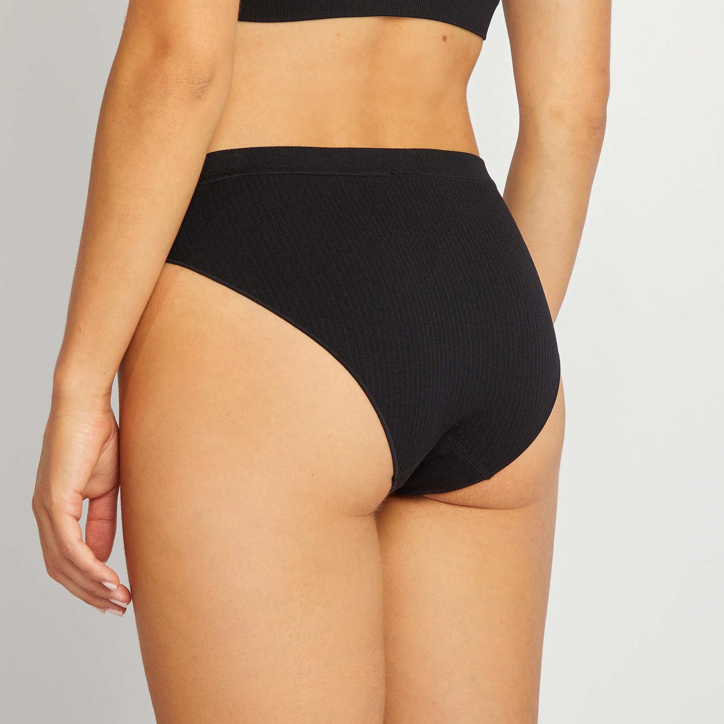 Pack of two pairs of ribbed seamless briefs black