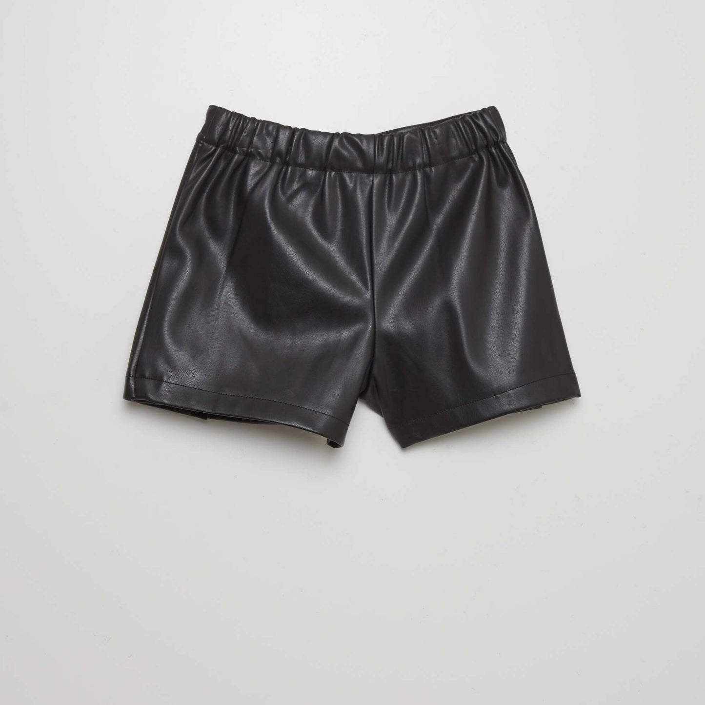 Pleated faux leather skort black