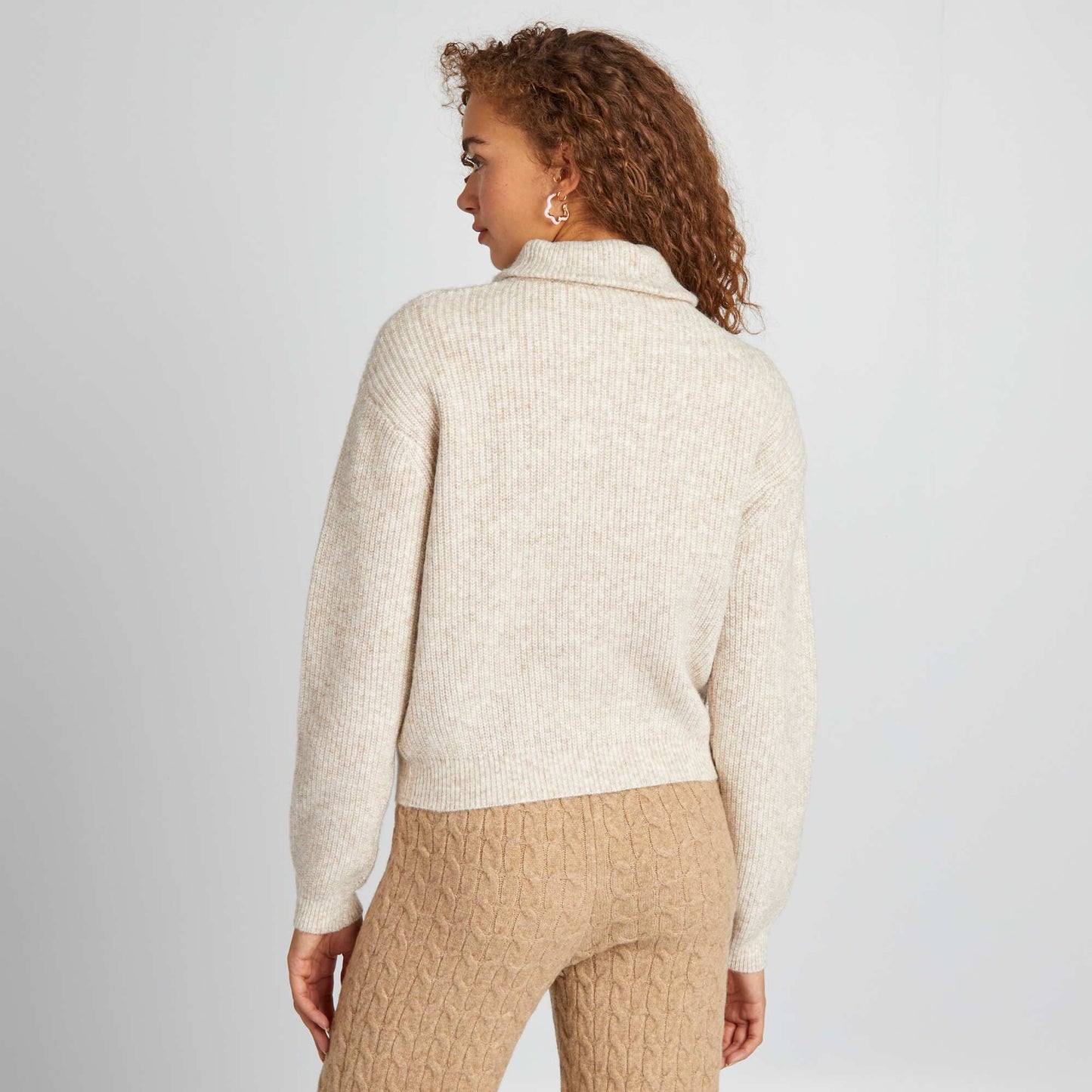 Zip-up high neck sweater BEIGE