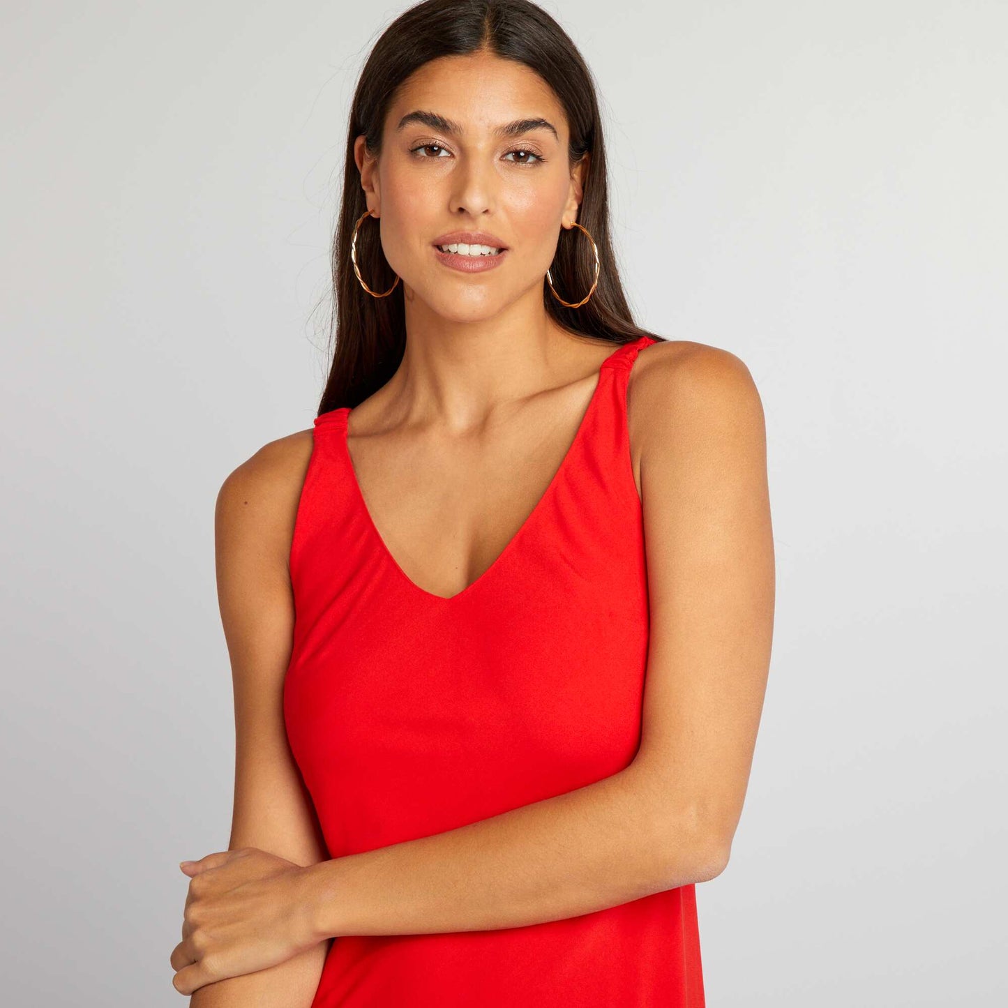 Flowing V-neck dress red