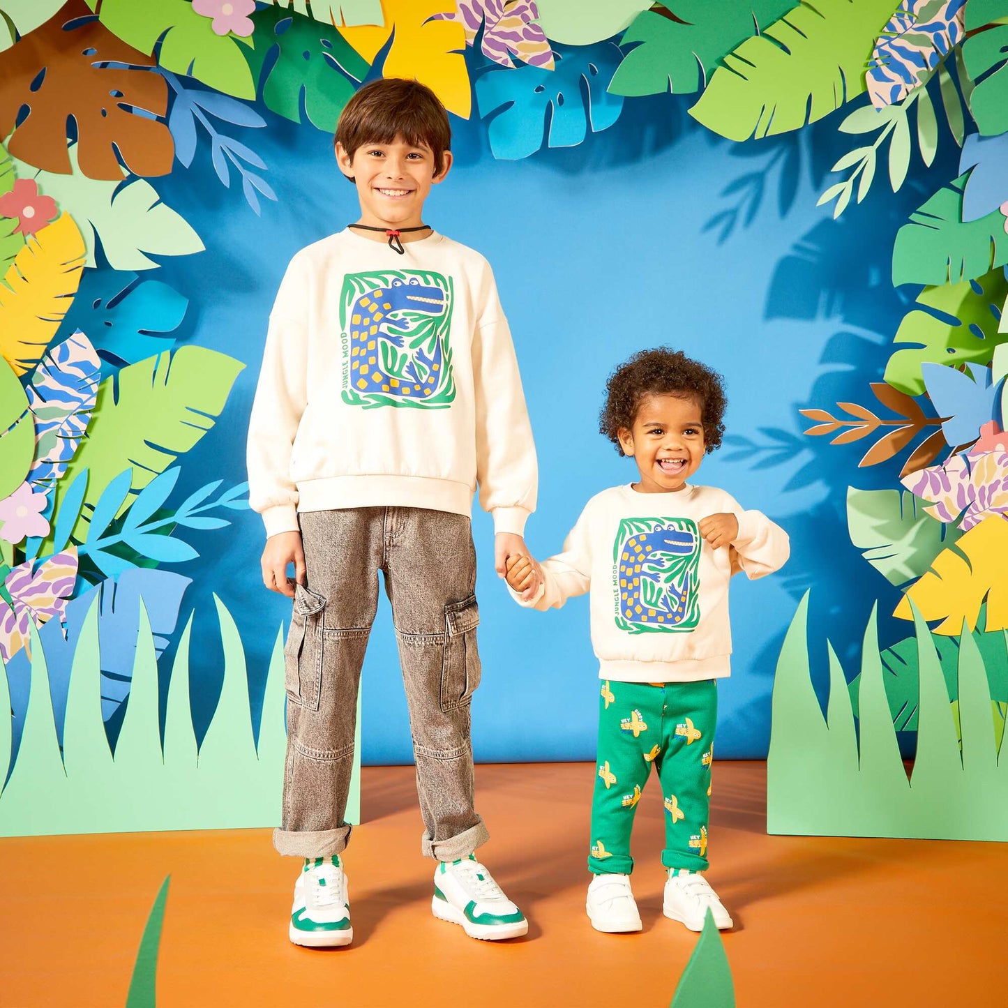 Printed sweatshirt - Grafik Edition WHITE