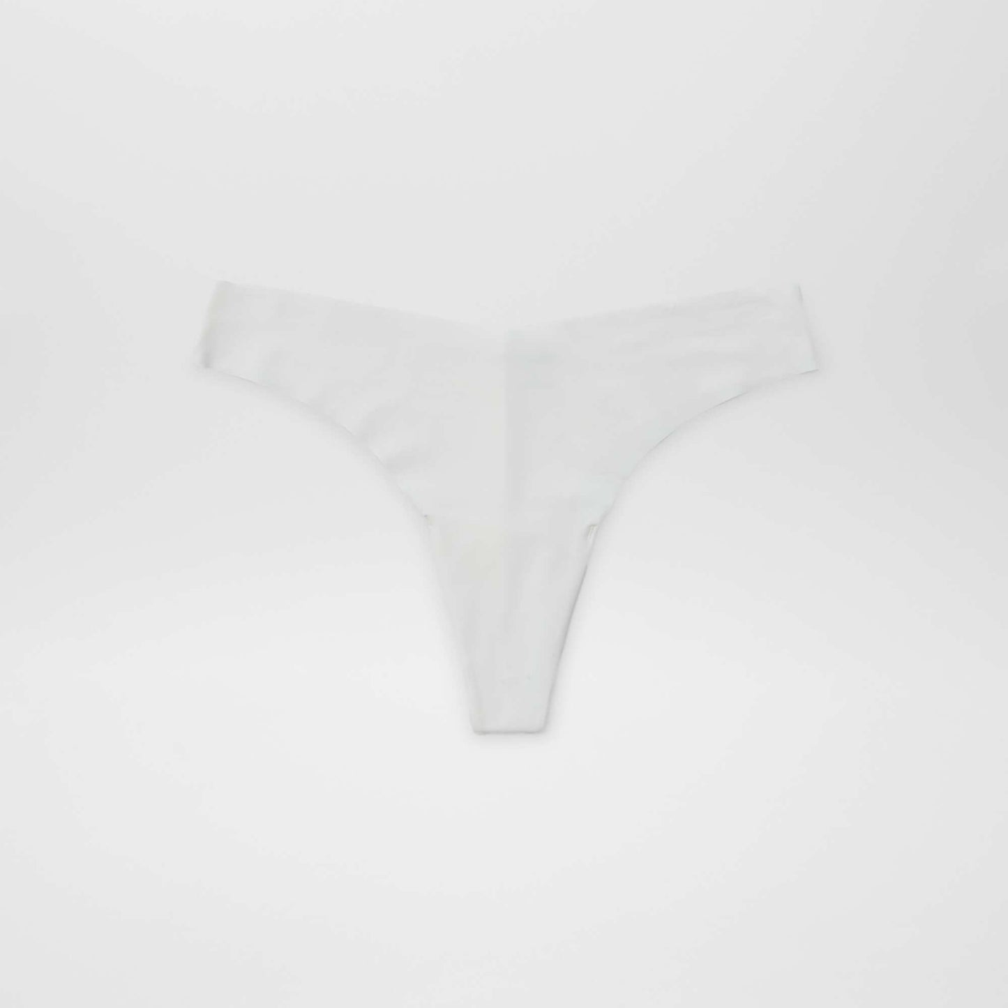 Pack of 2 pairs of seamless microfibre tanga briefs WHITE