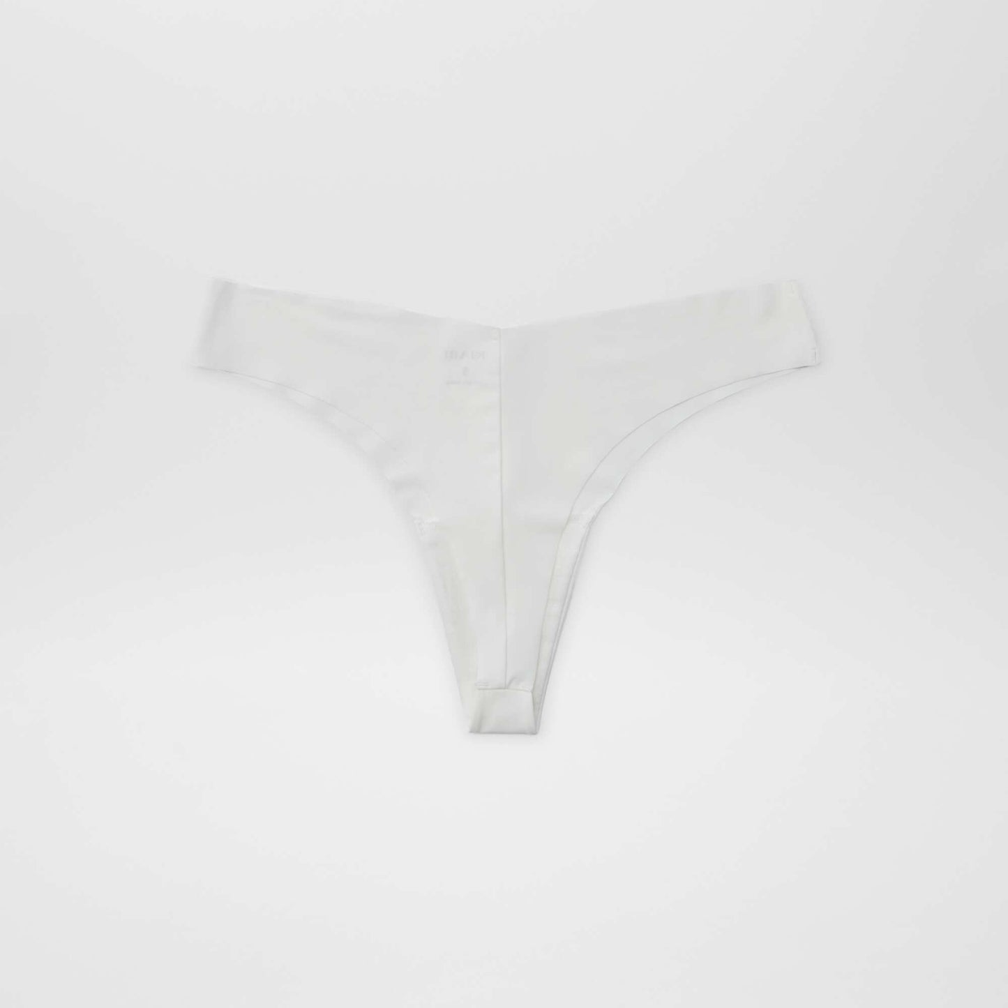 Pack of 2 pairs of seamless microfibre tanga briefs WHITE