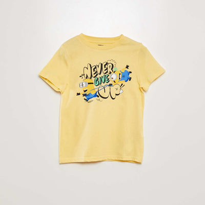 تي شيرت بطبعة "مينيونز" باللون الأصفر