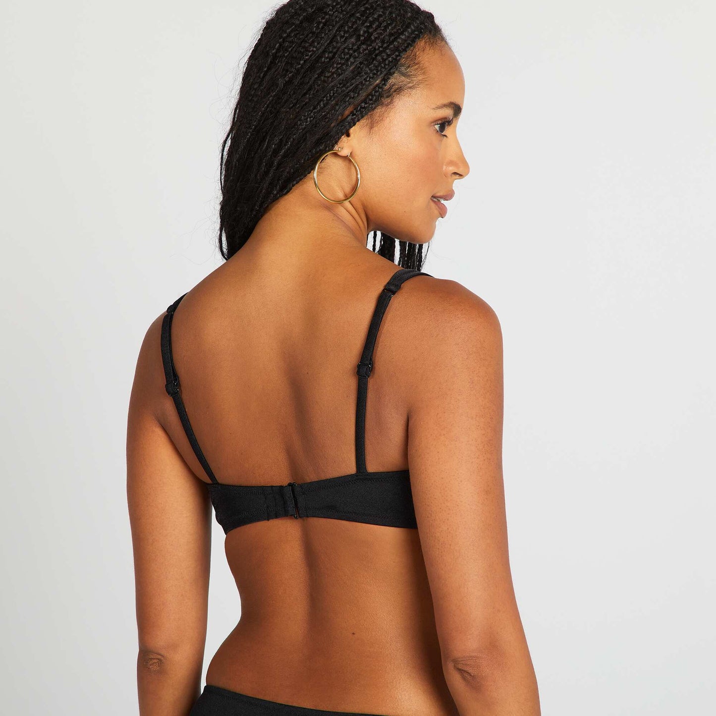 Sporty bikini top BLACK