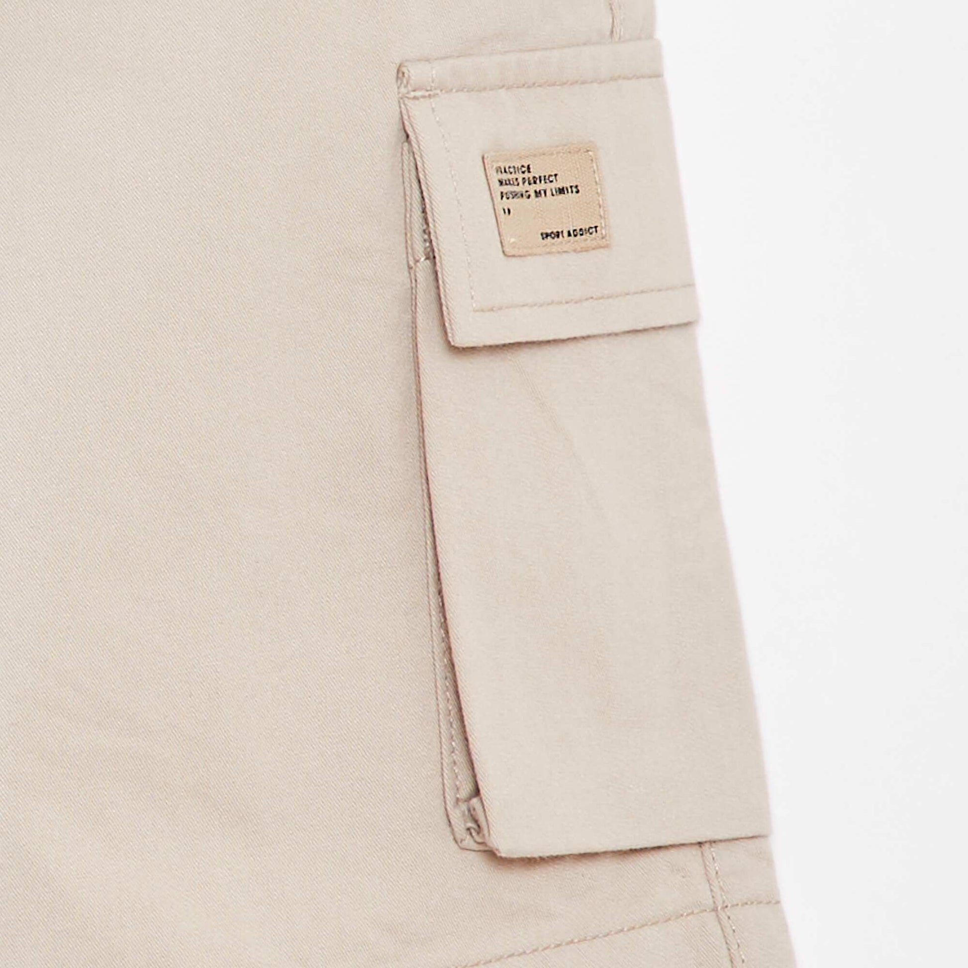 Plain Bermuda shorts with flap pockets BEIGE