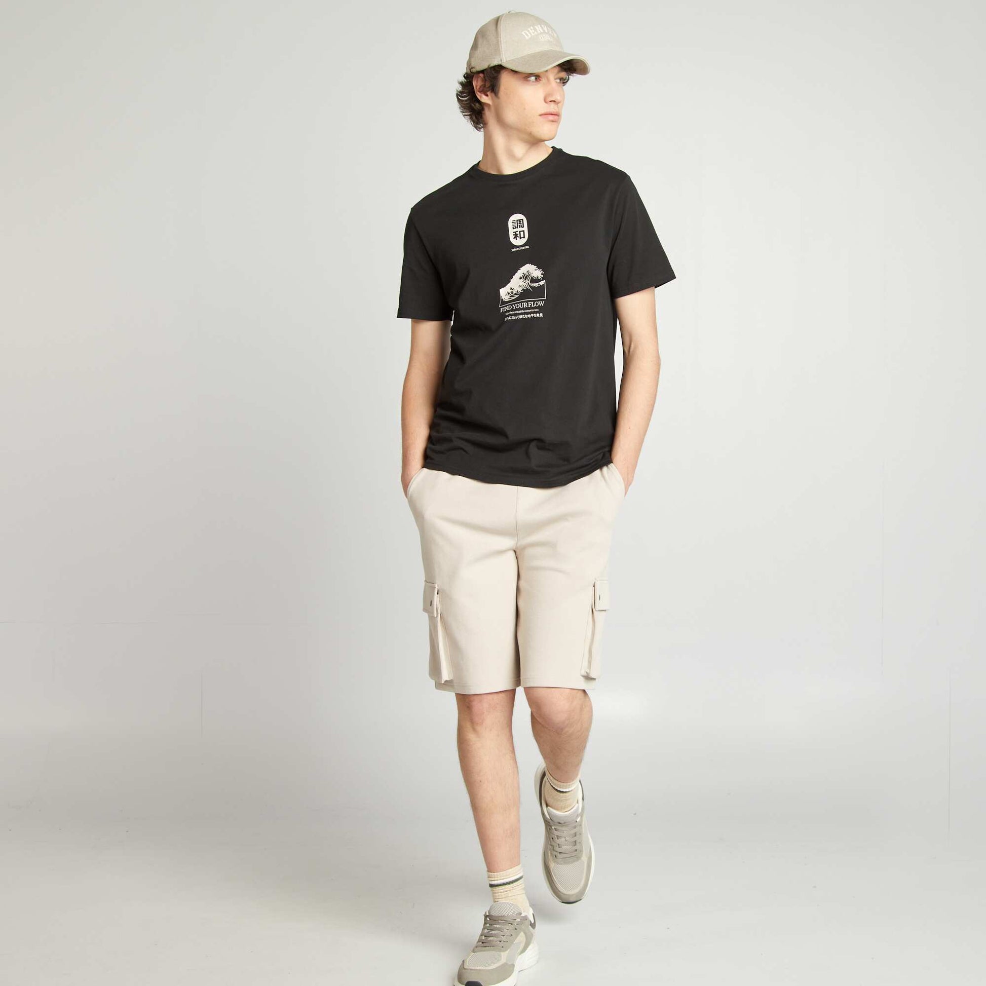Lightweight sweatshirt fabric shorts with flap pockets GREY