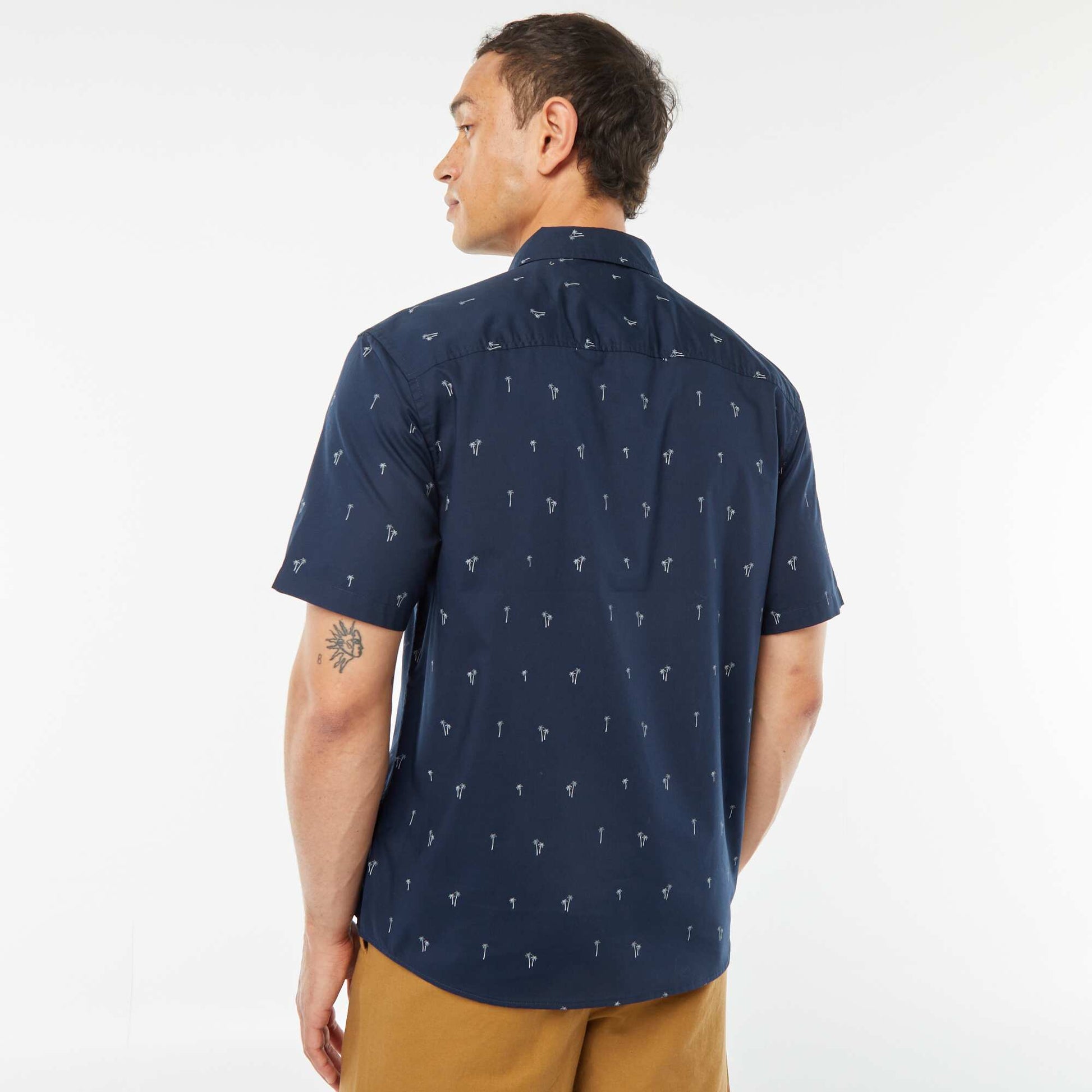 Short-sleeved straight-cut shirt BLUE