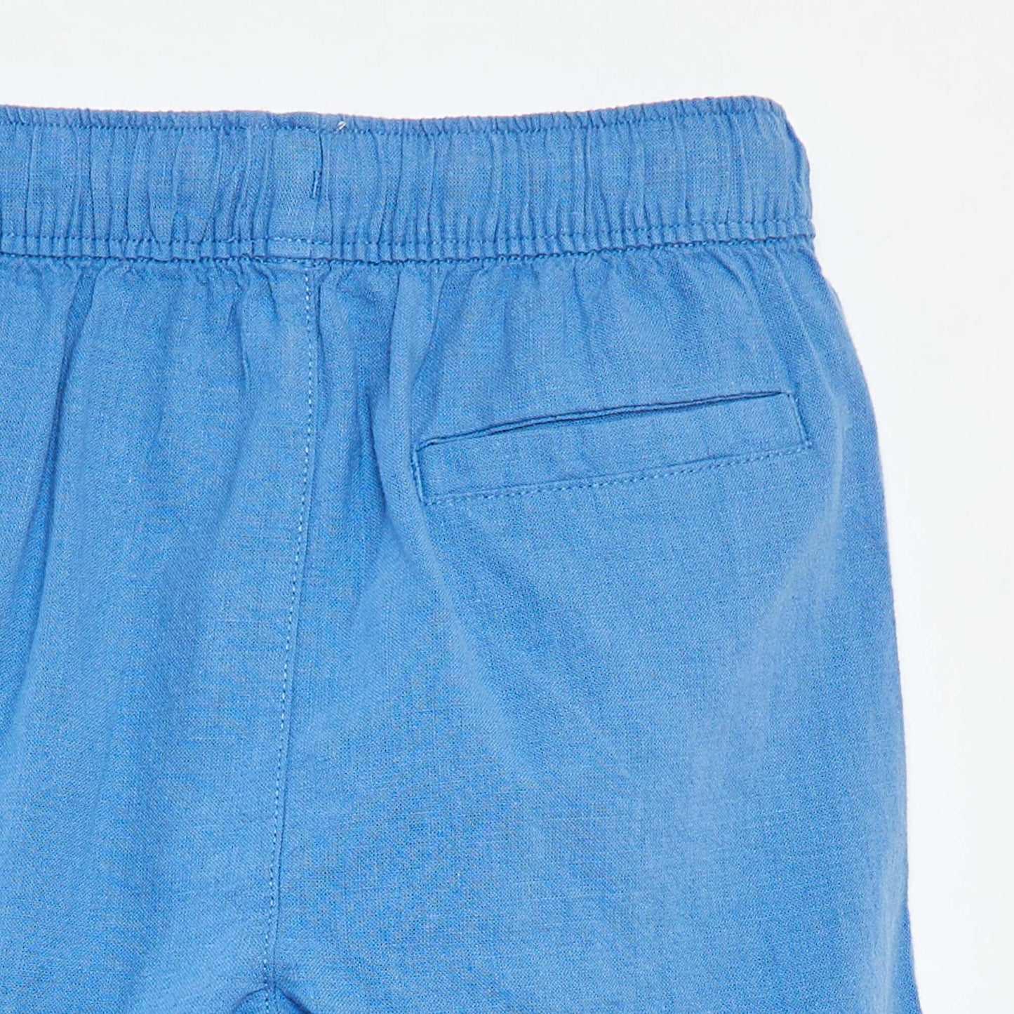 Lightweight Bermuda shorts with pockets BLUE