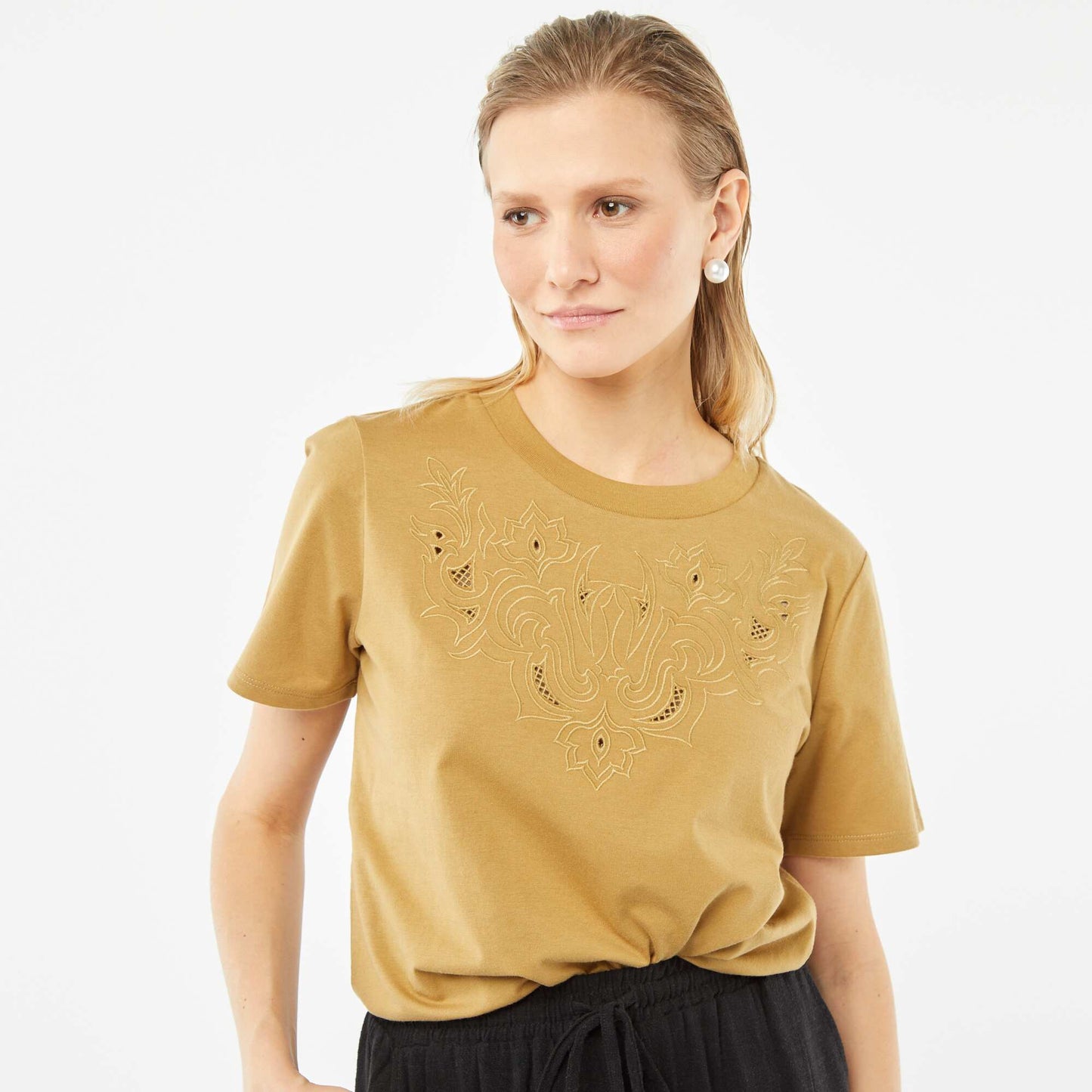 Short-sleeved T-shirt with fancy embroidery GREEN