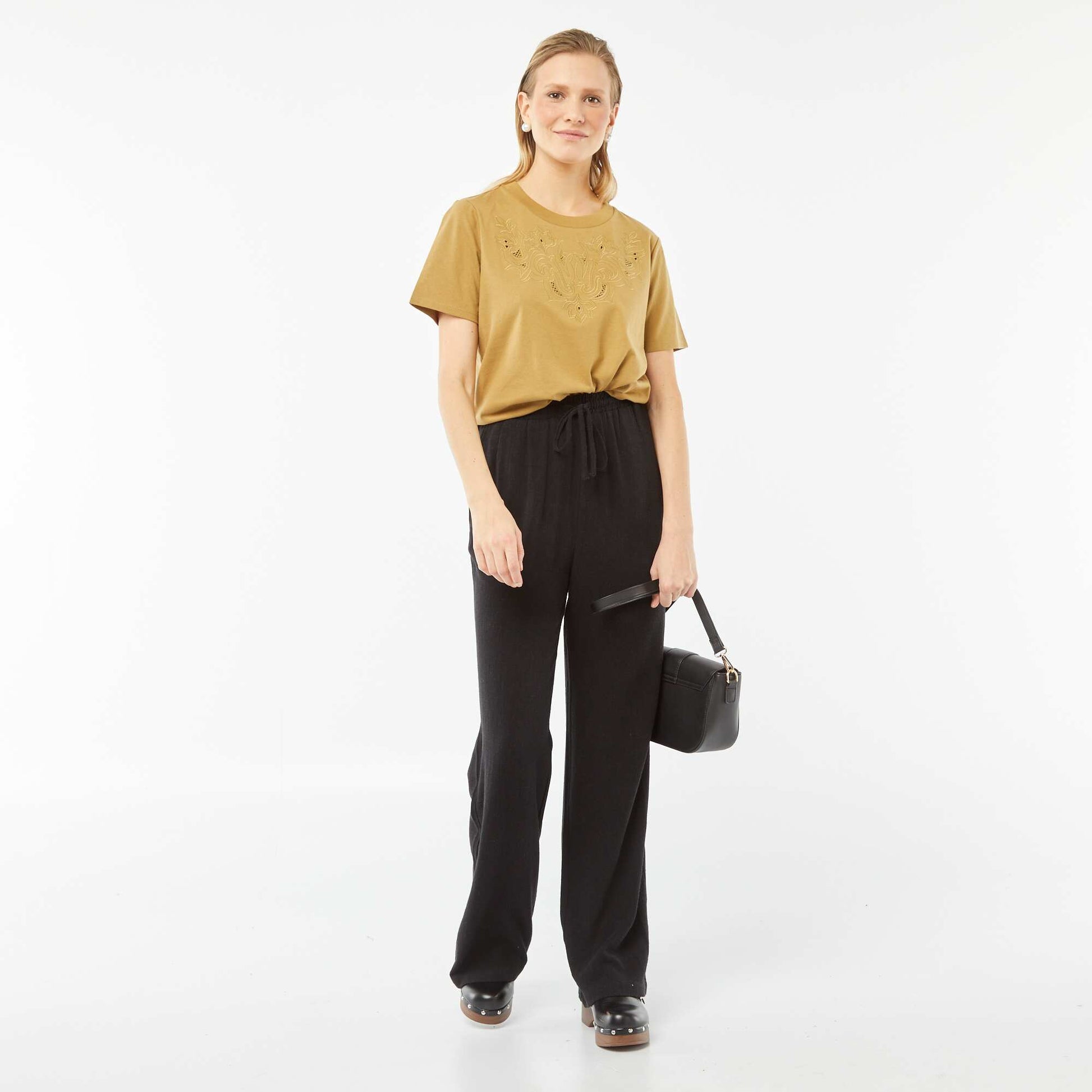 Short-sleeved T-shirt with fancy embroidery GREEN