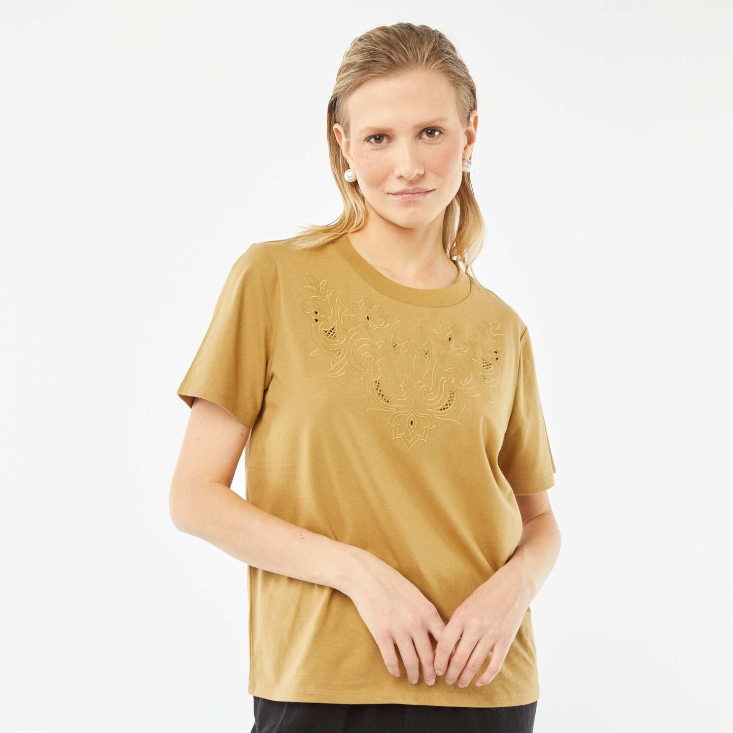 Short-sleeved T-shirt with fancy embroidery GREEN