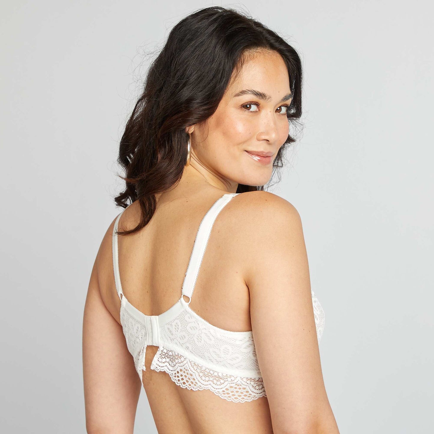 Lace bra for D & E cups WHITE