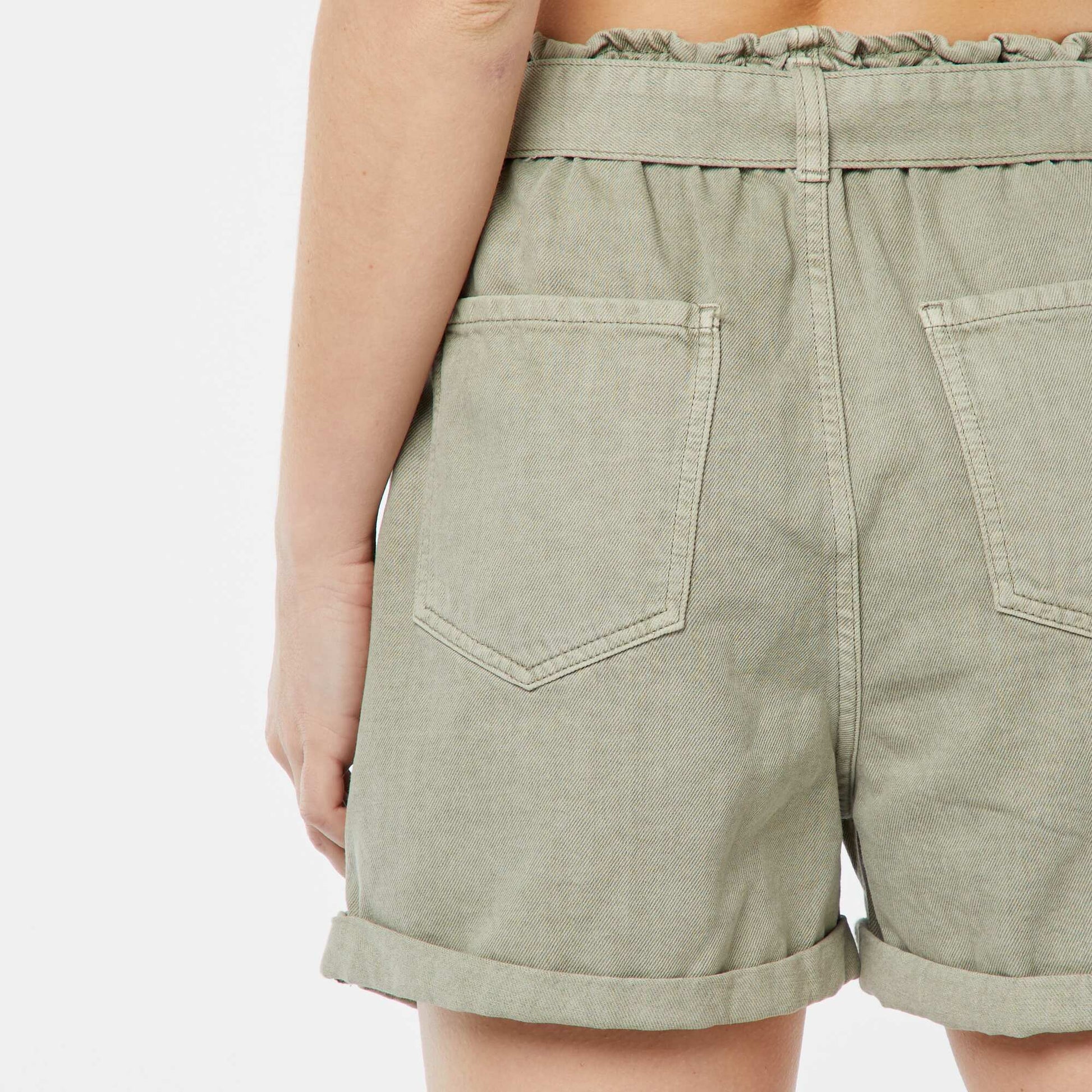 Paperbag shorts with belt GREEN