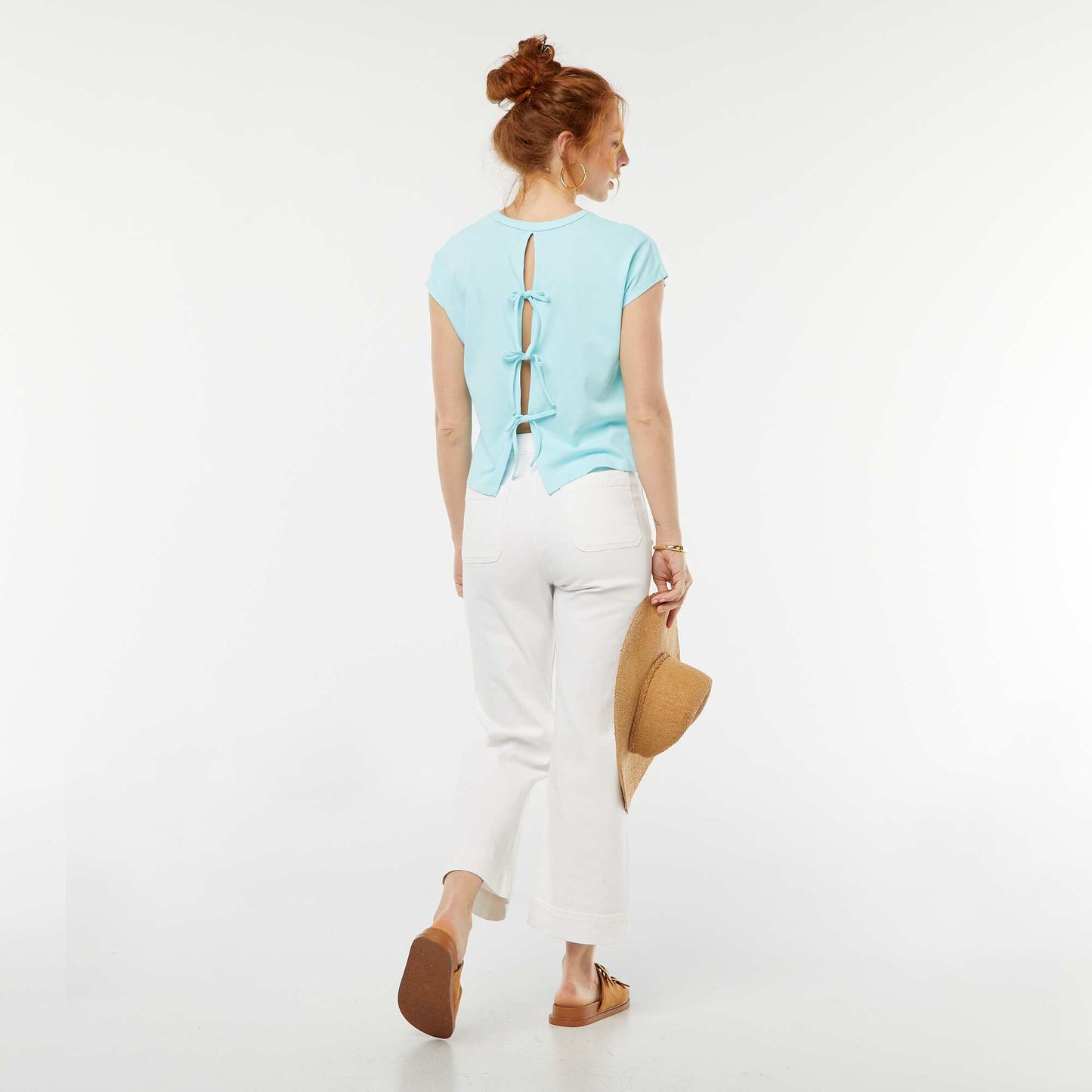 Short-sleeved T-shirt with open back BLUE