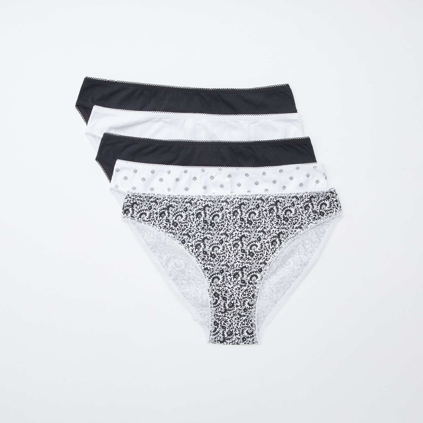 Pack of 5 pairs of briefs - plain and printed WHITE