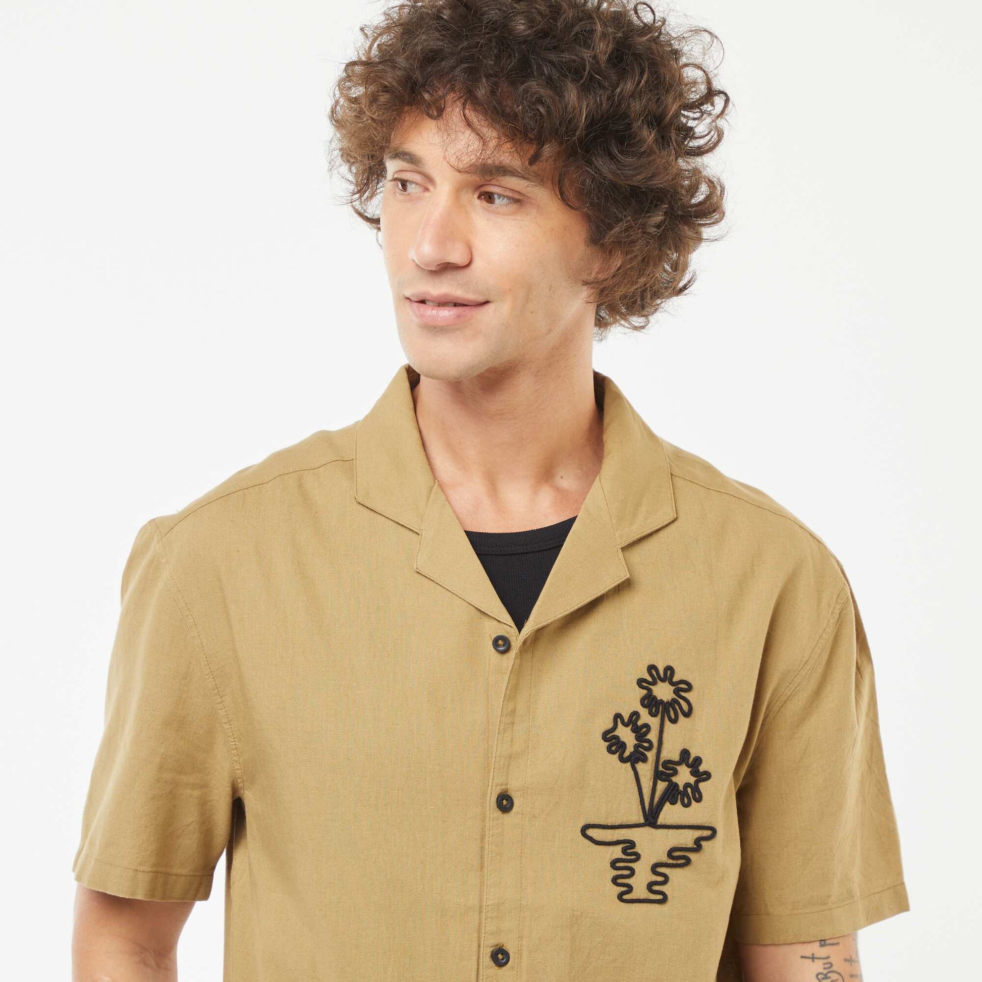 Short-sleeved linen-blend shirt with embroidery KHAKI
