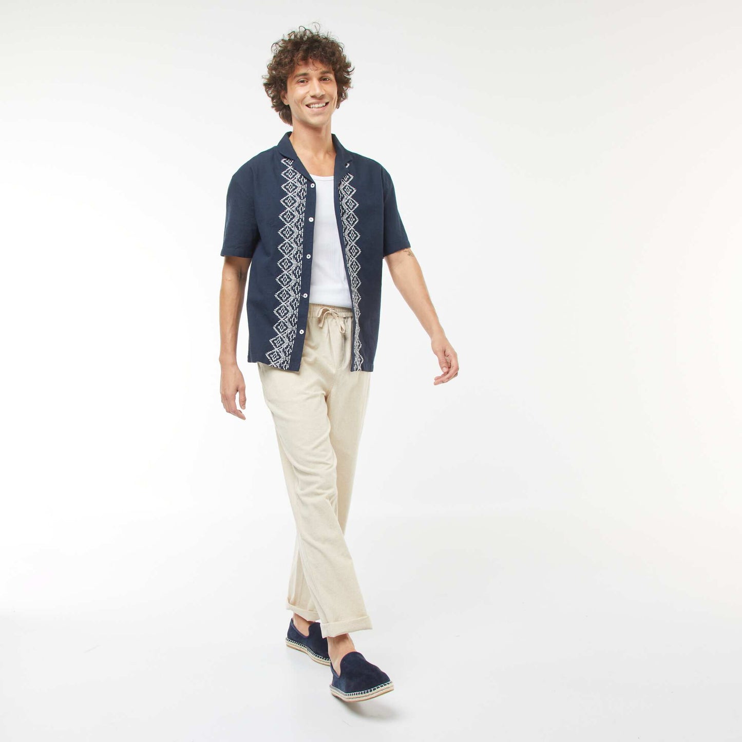 Short-sleeved linen-blend shirt with embroidery BLUE