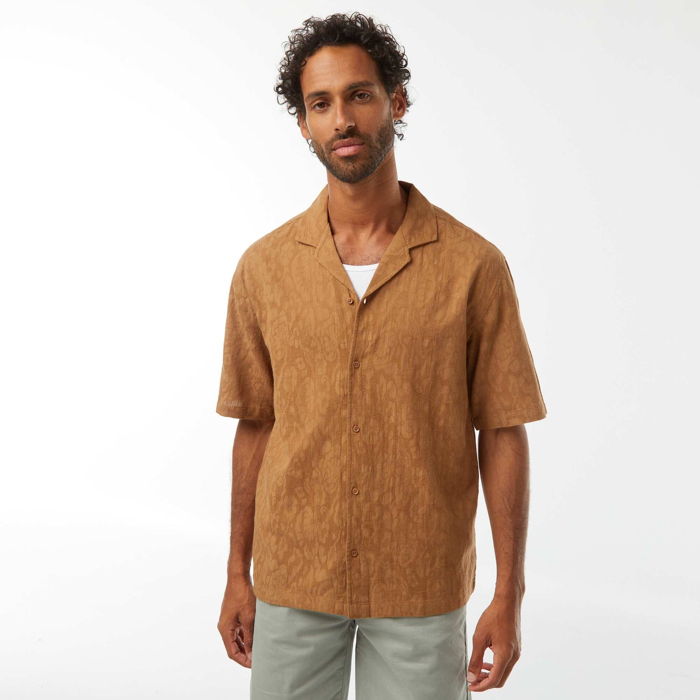 Short-sleeved embroidered shirt BEIGE