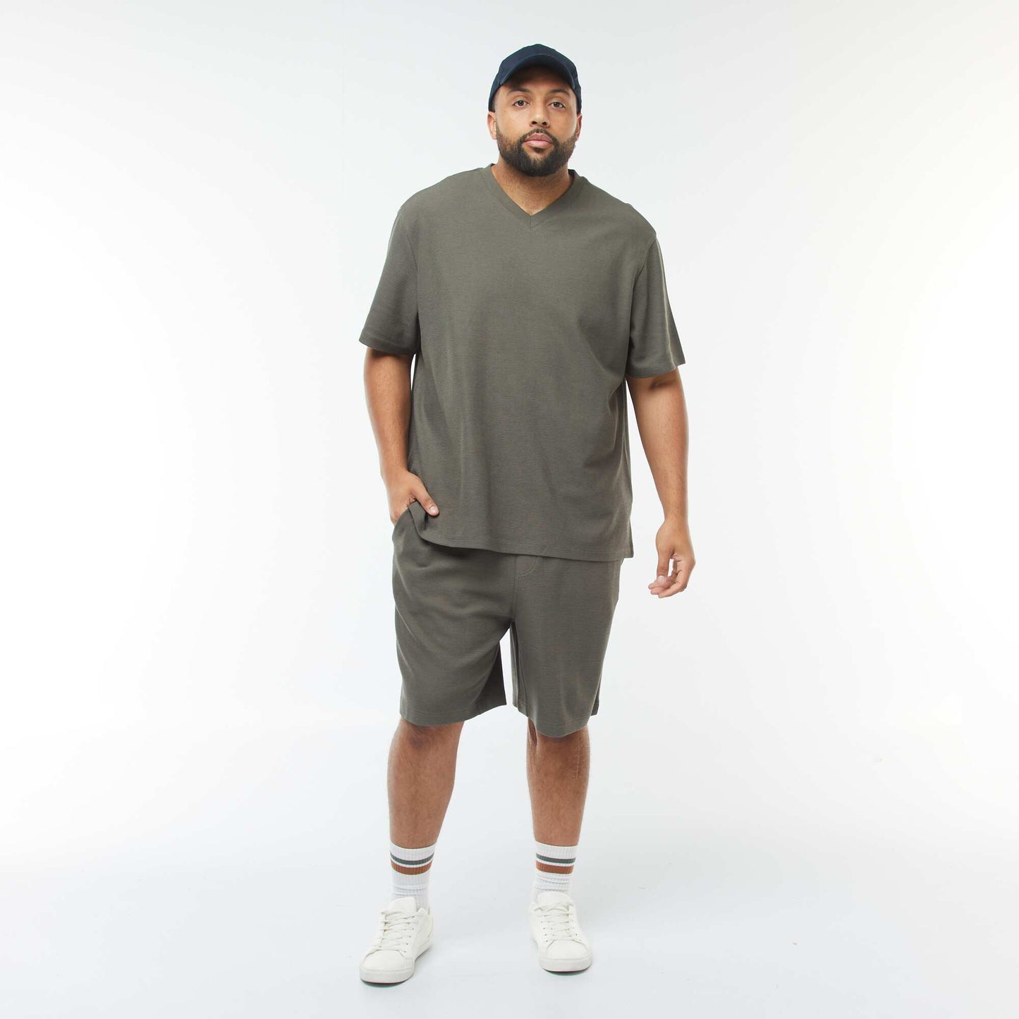 Textured knit V-neck T-shirt KHAKI