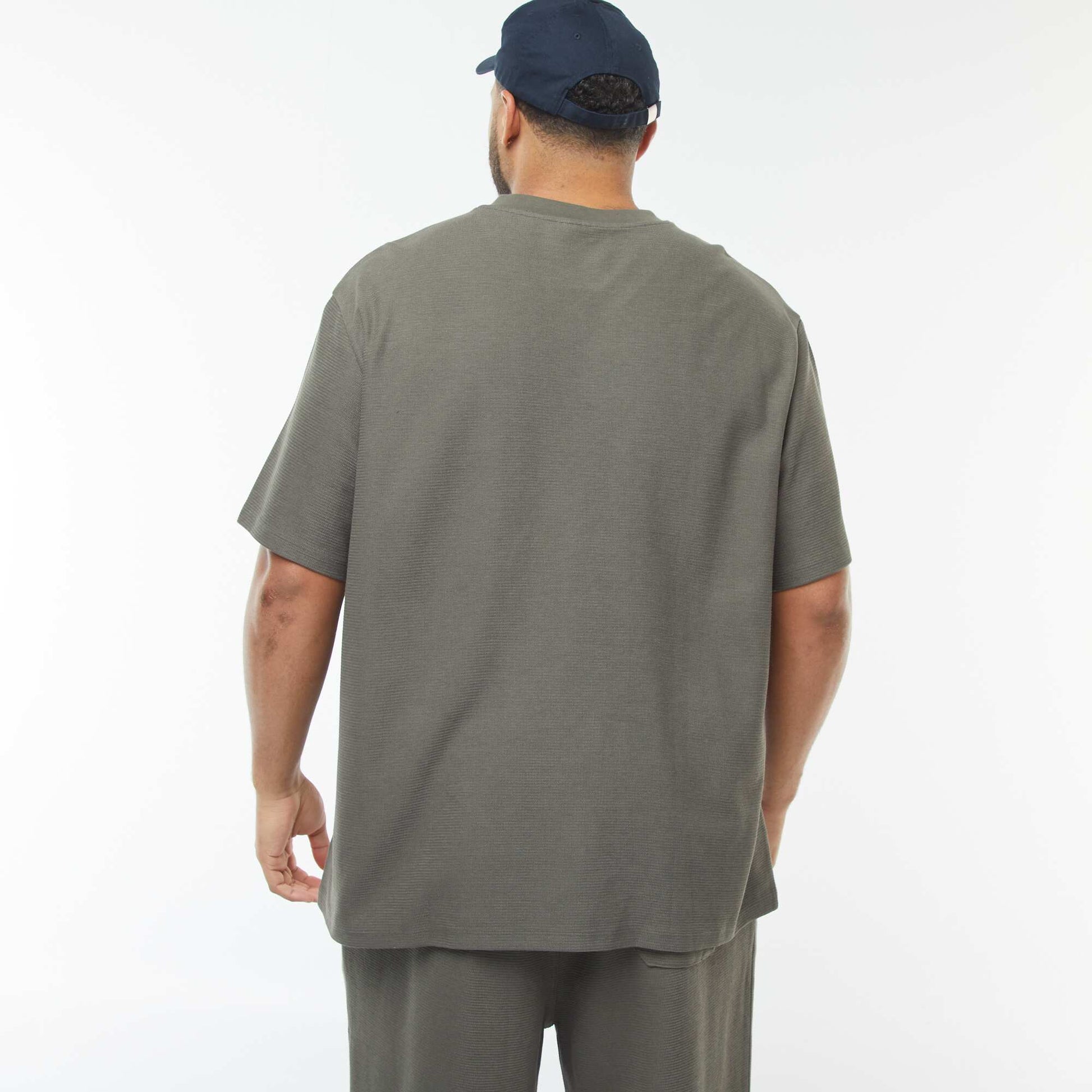 Textured knit V-neck T-shirt KHAKI