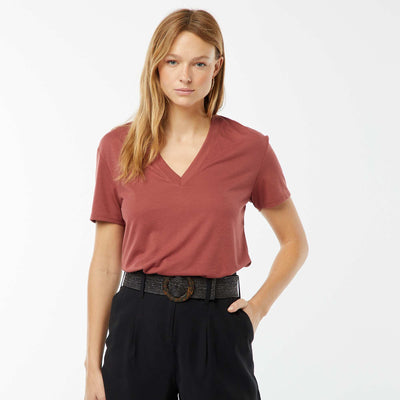 T-shirt with short sleeves and V-neckline RED
