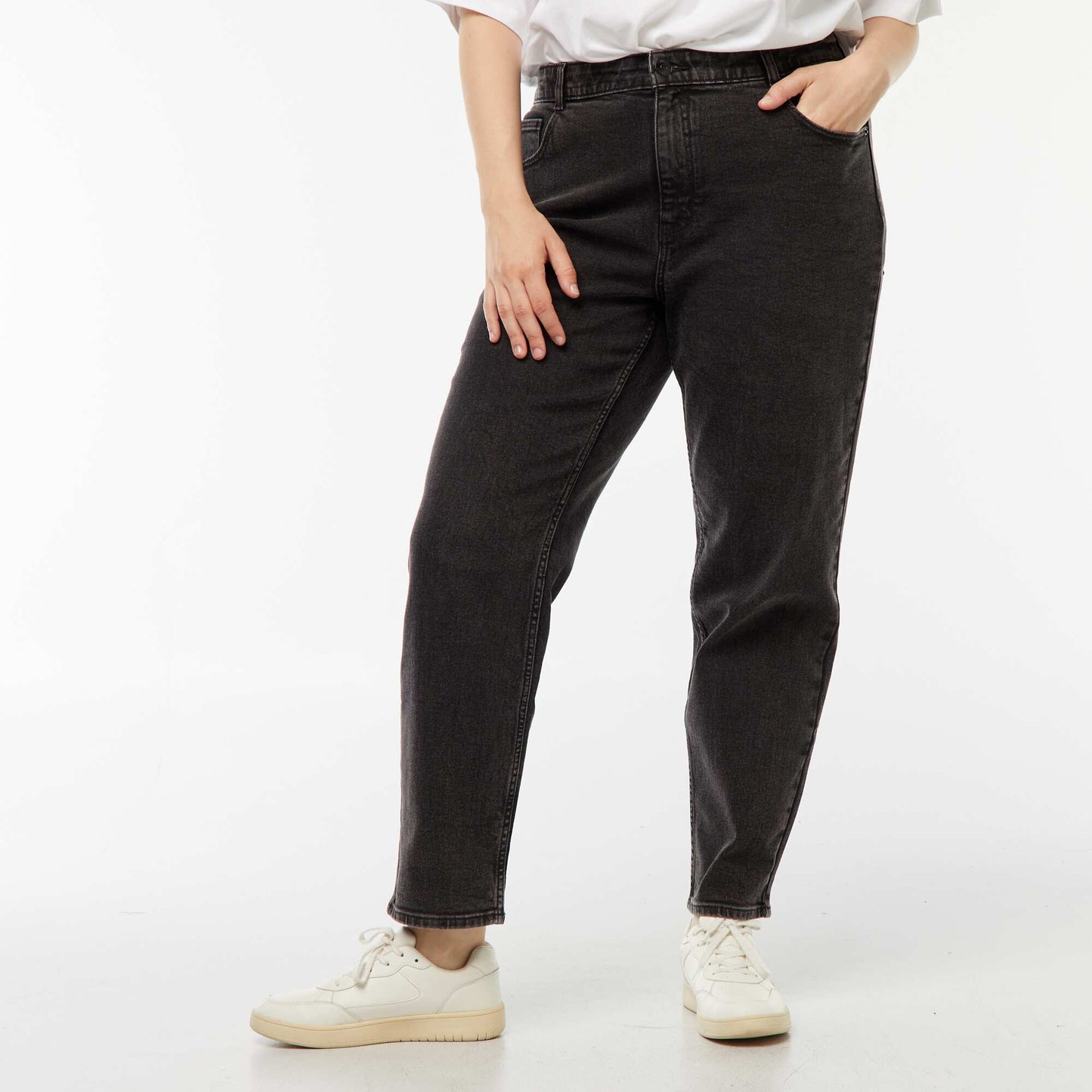 High-waisted mom jeans - L30 BLACK