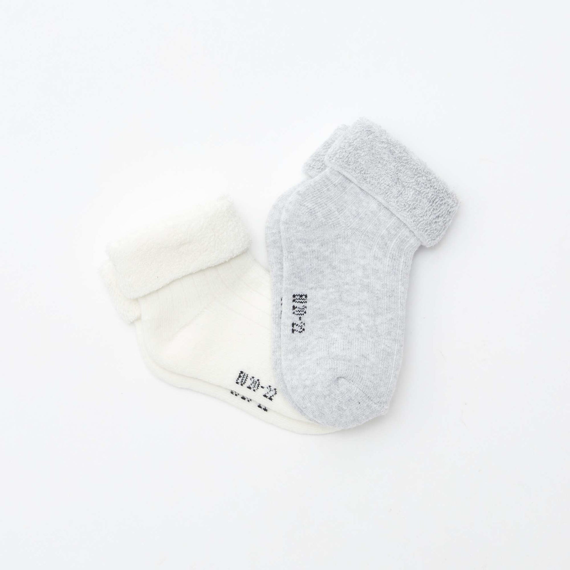 2-Pack Newborn Socks GREY
