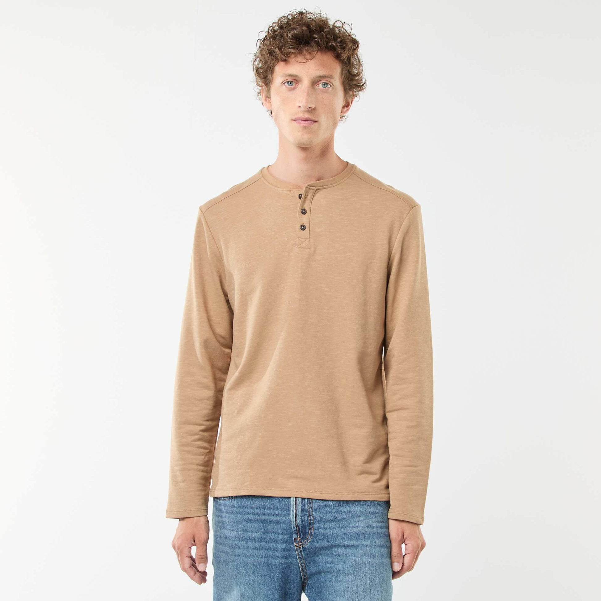 Long-sleeved T-shirt with henley collar BEIGE
