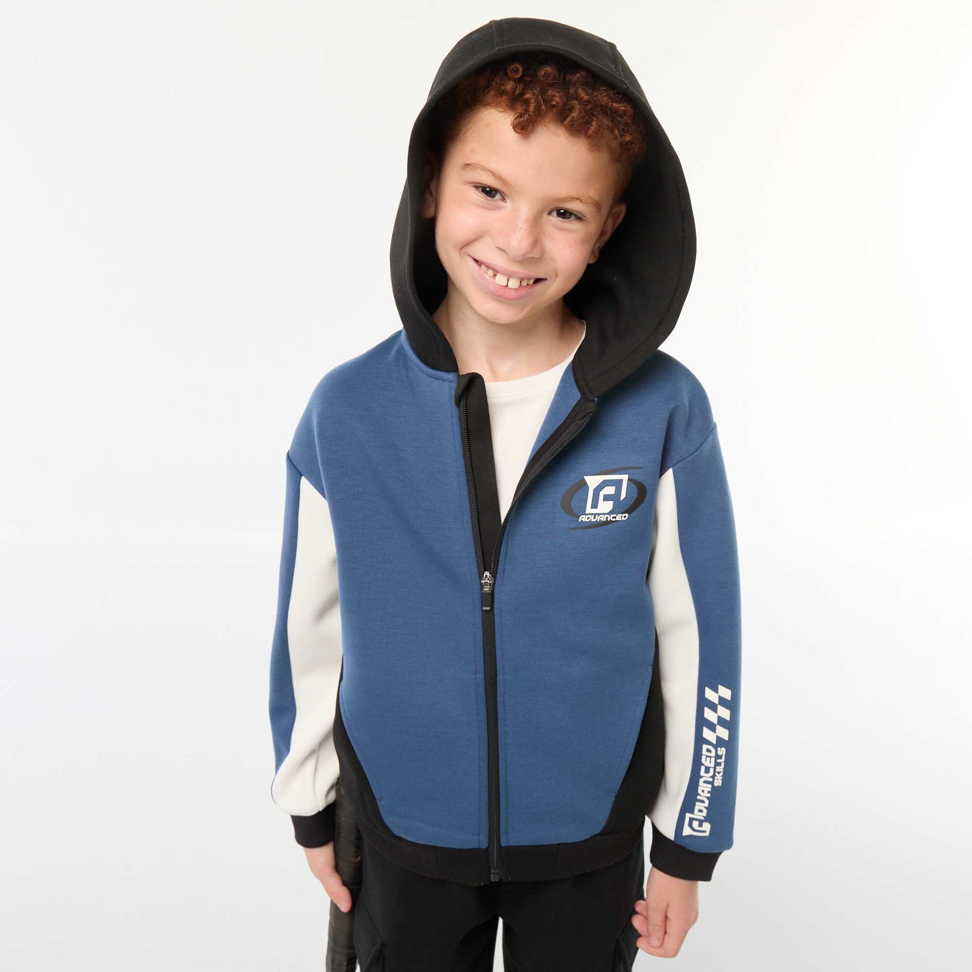 Give the gift of a stylish and fashionable sweatshirt! BLUE