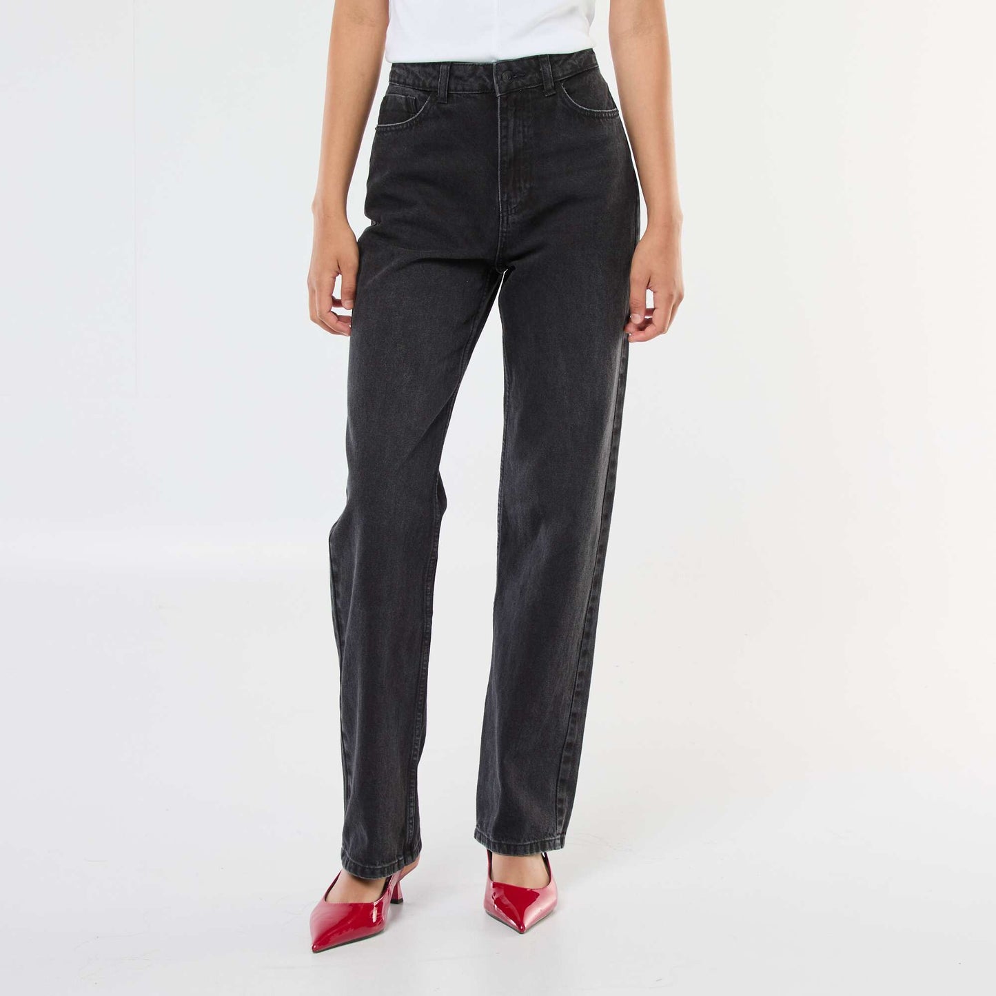 High-Waisted Straight Leg Jeans GREY