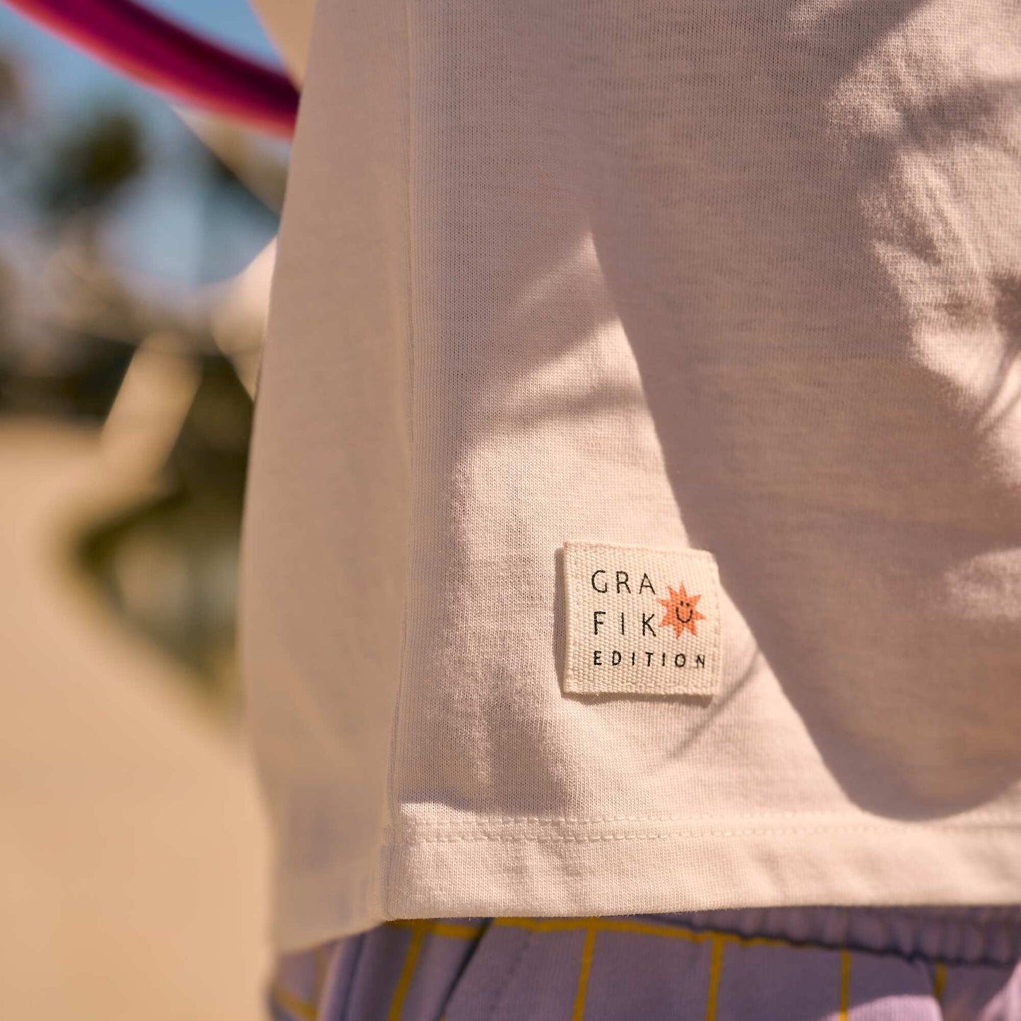 Short-sleeved T-shirt - Grafik Edition WHITE