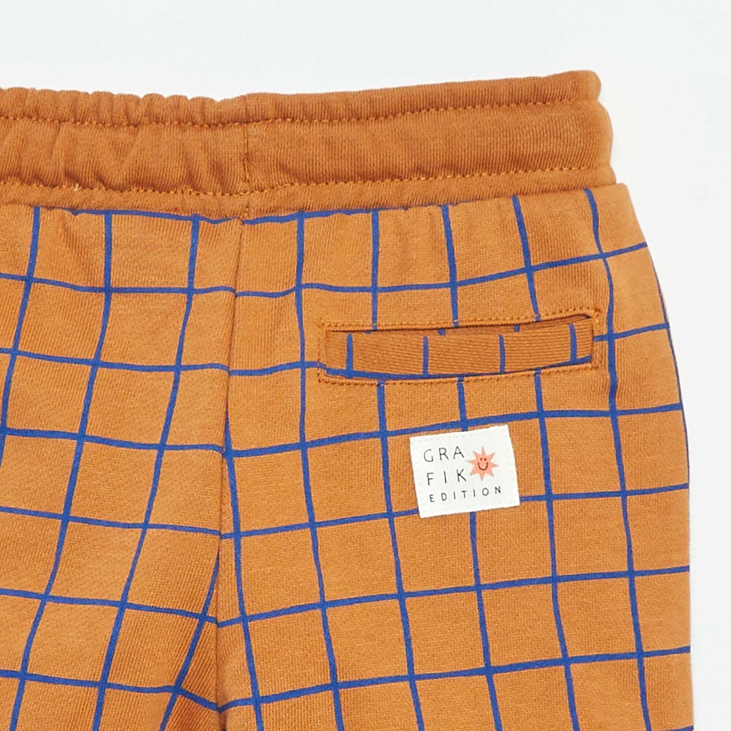 Cute shorts  - Grafik Edition BROWN