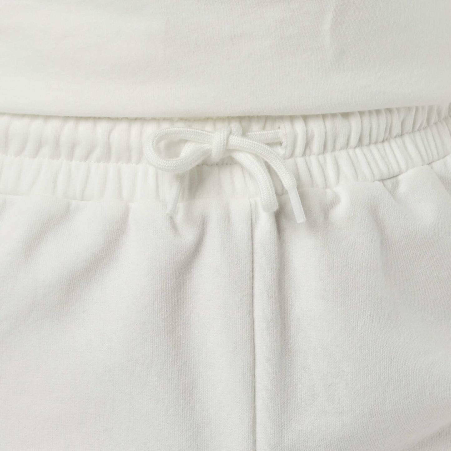 Lightweight sweatshirt fabric shorts with delicate print WHITE