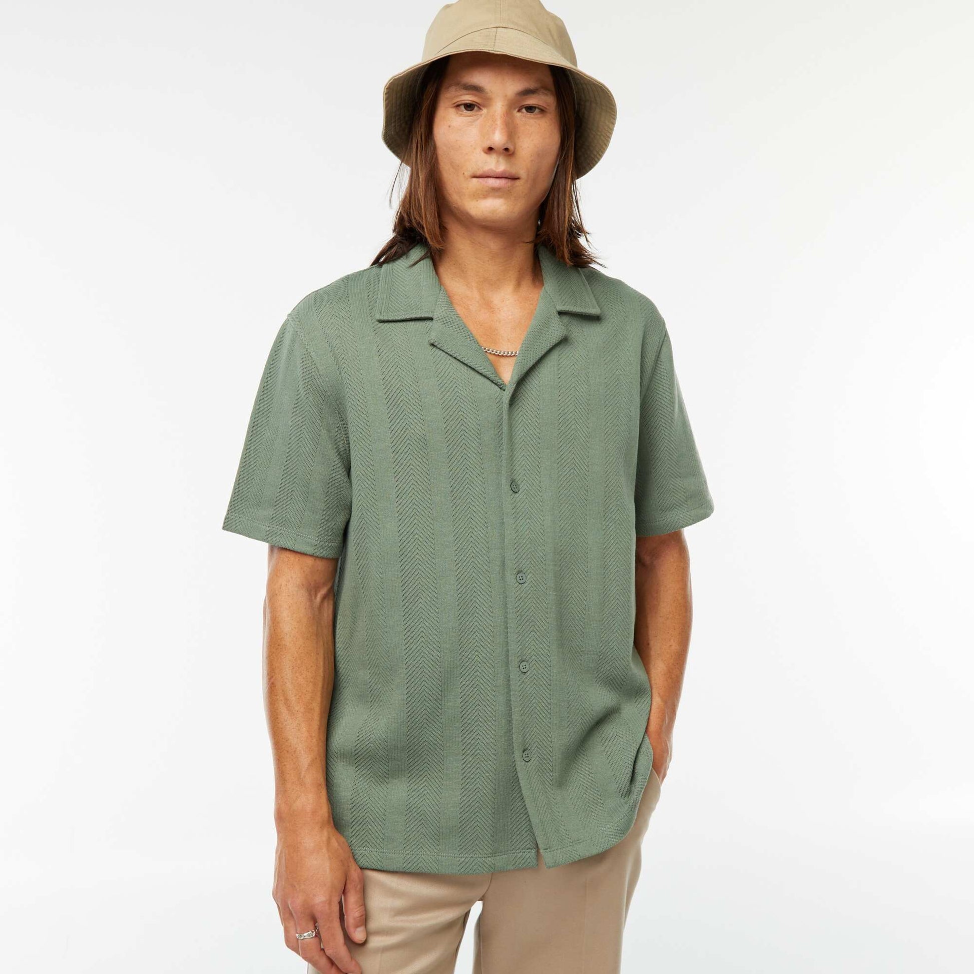 Short-sleeved openwork knit fabric shirt GREEN