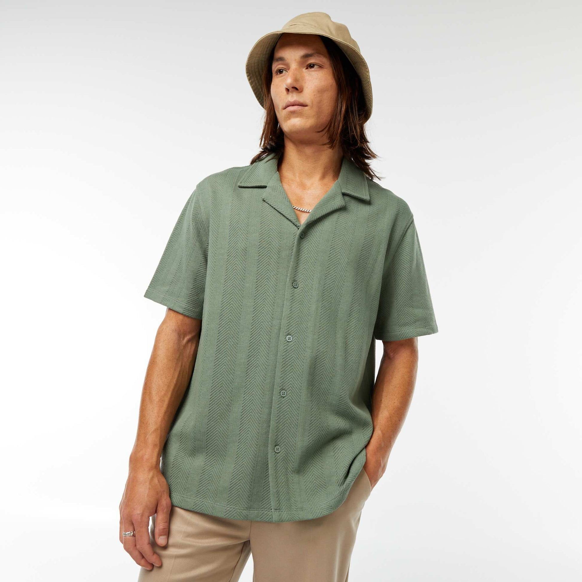 Short-sleeved openwork knit fabric shirt GREEN